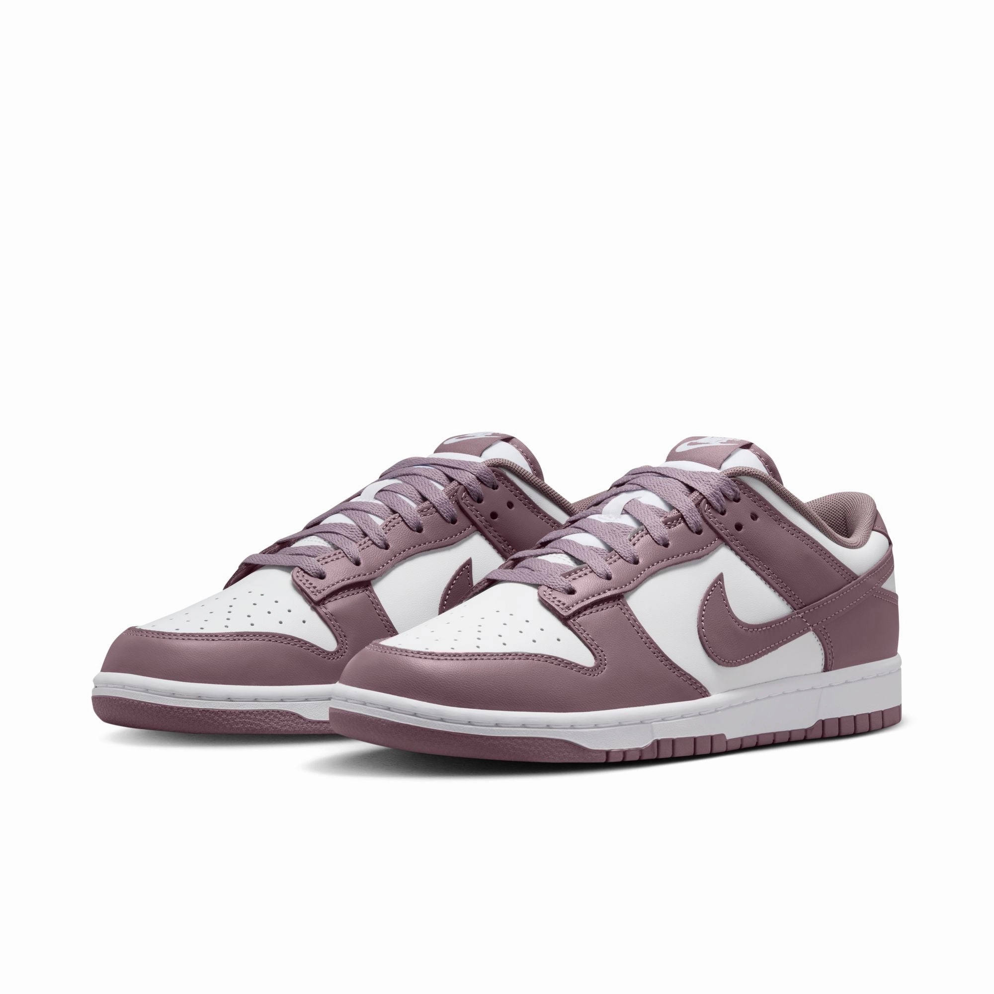 MENS NIKE DUNK LOW RETRO (TAUPE GREY) Asics Leather Running Shoes