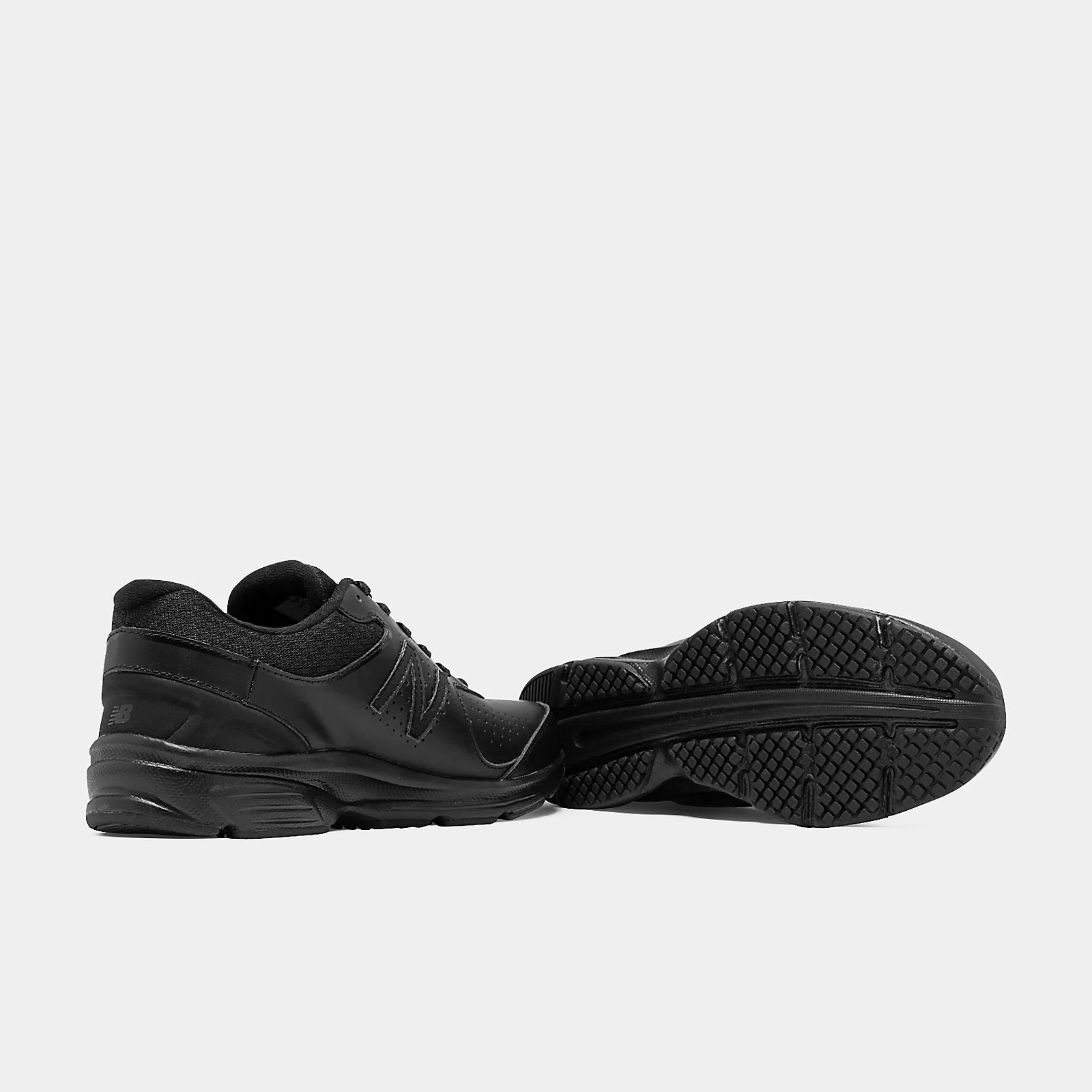 Mens Wide Fit New Balance MW411BK2 Trainers Customize New Balance Shoes