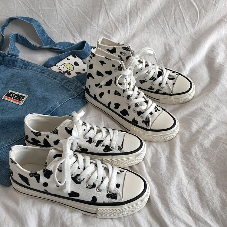 Pointe Shoe Style Flats Milk Spots Hand-painted Canvas Shoes AD11704