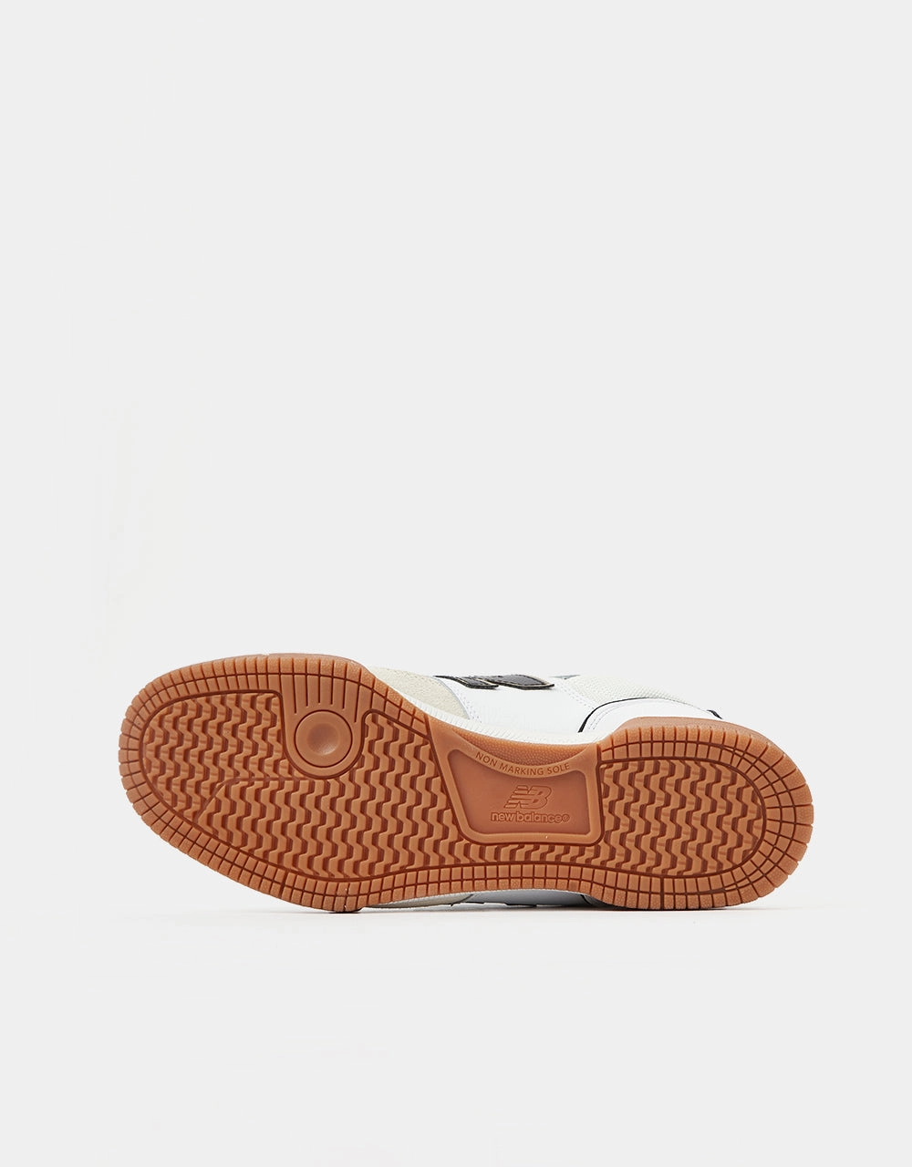 New Balance Numeric 600 Tom Knox Skate Shoes - White/Black New Balance Support Sneakers