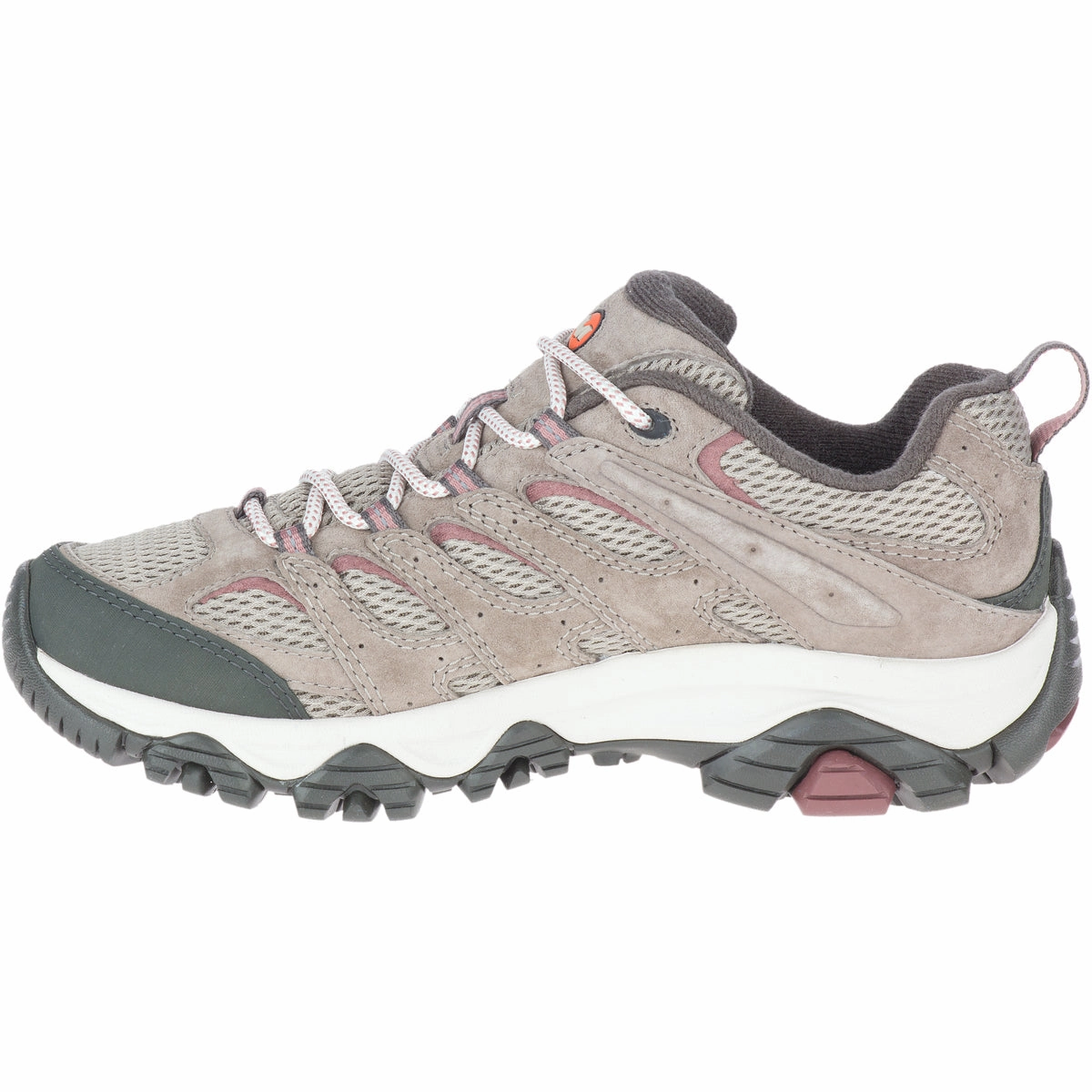 Moab 3 Women's Hiking Shoes Outfit