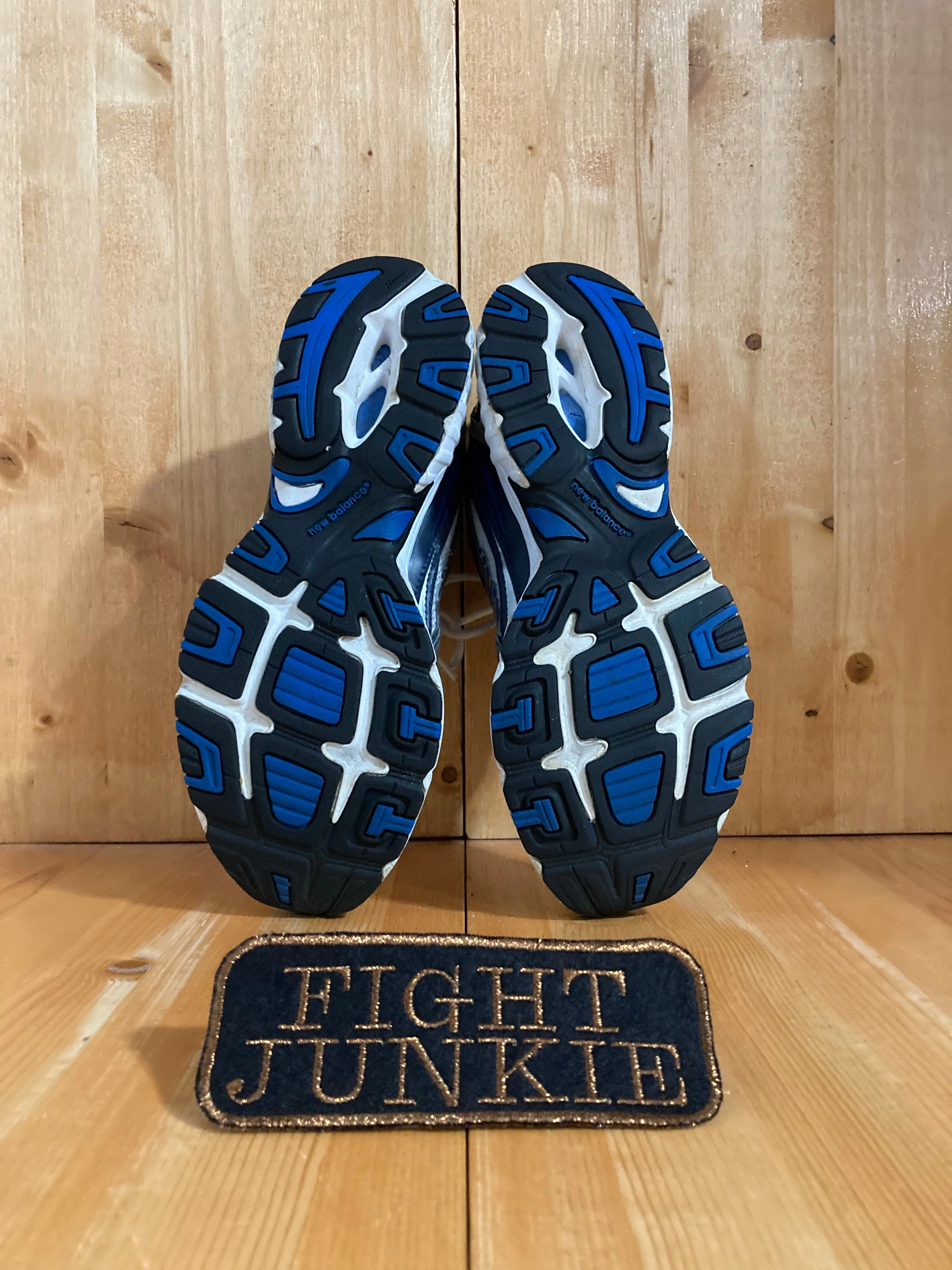 Women's New Balance Classic Sneakers NEW BALANCE 425 Men Size 8.5D Running Training Shoes Sneakers Silver & Blue