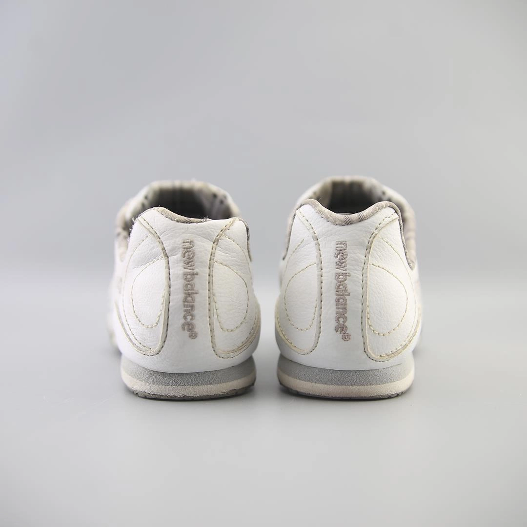 NEW BALANCE  FOUR FOUR TWO Sneakers Size 10