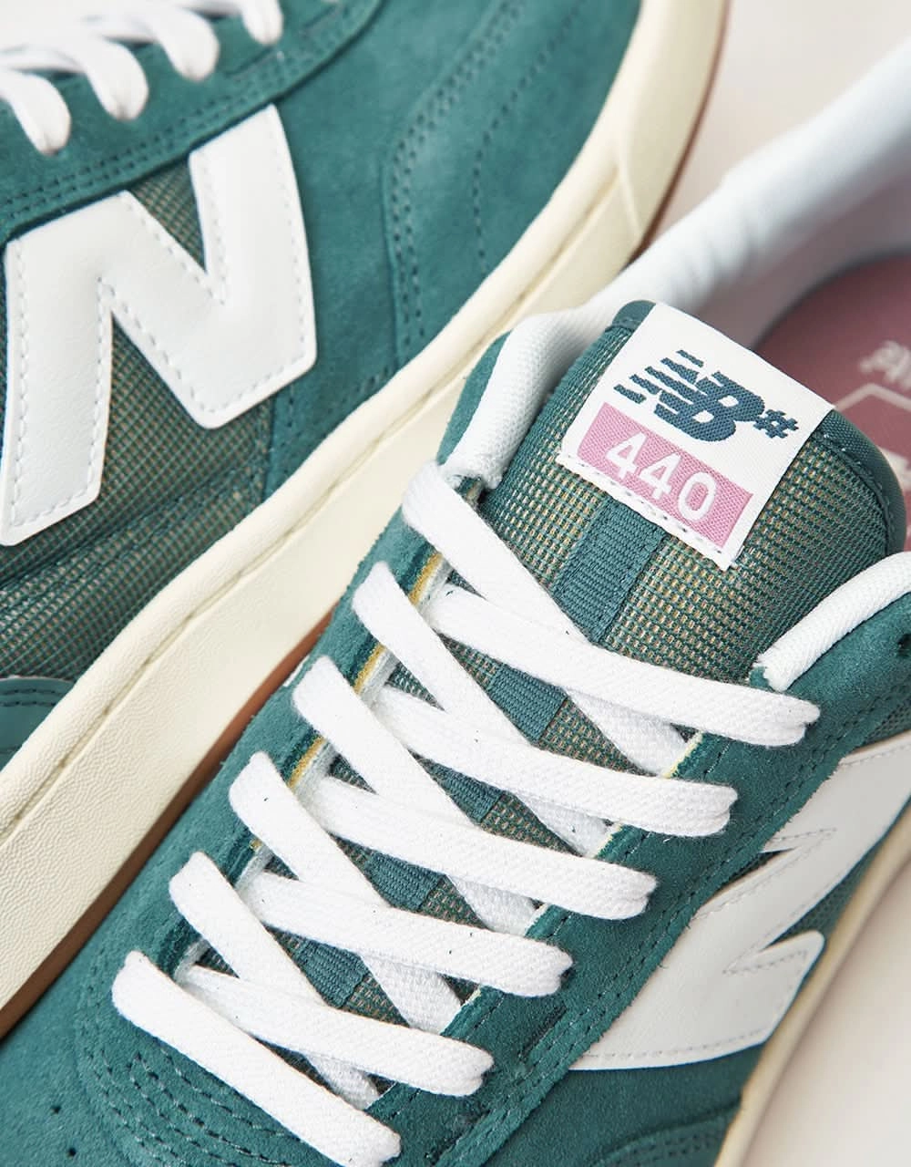 New Balance 327 White Leopard New Balance Numeric 440 V2 Skate Shoes - Spruce/White