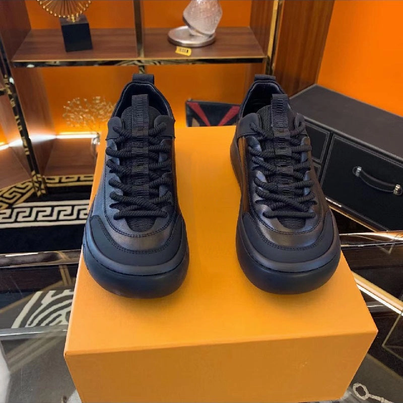 New pure leather casual men's shoes Climbing Shoes Flat Feet