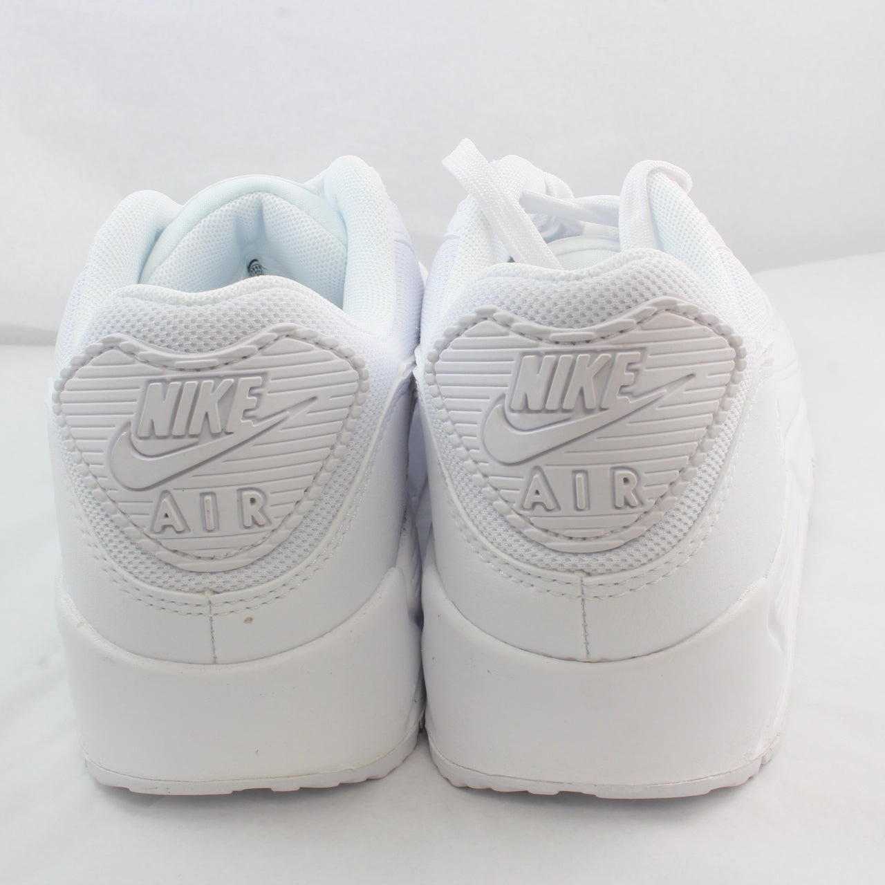 Asics Gt 1000 10 Running Shoe Nike Air Max 90 White White White Trainers