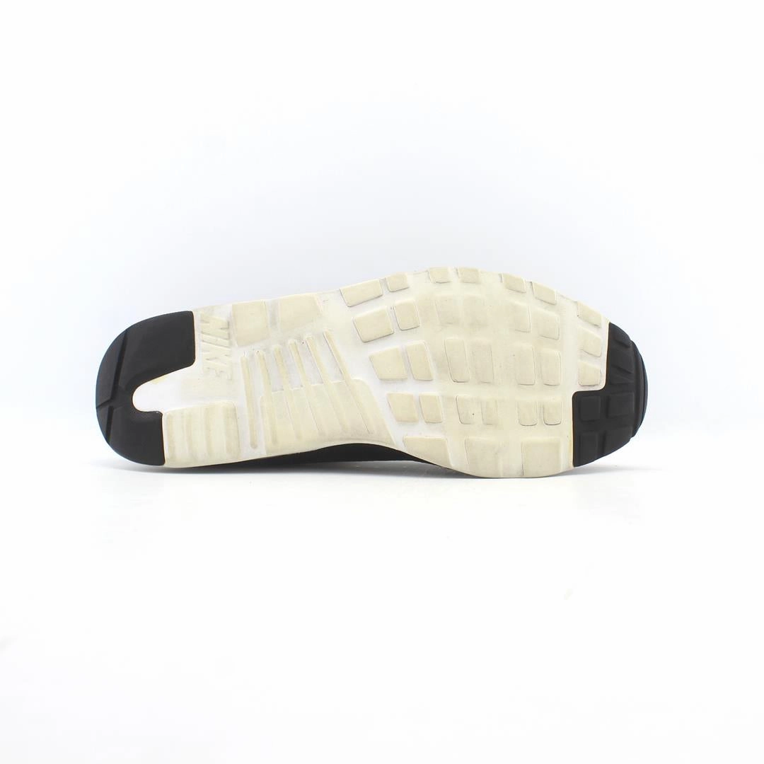 Revolution 7 Road Running Shoes NIKE AIR MAXT HAVAS