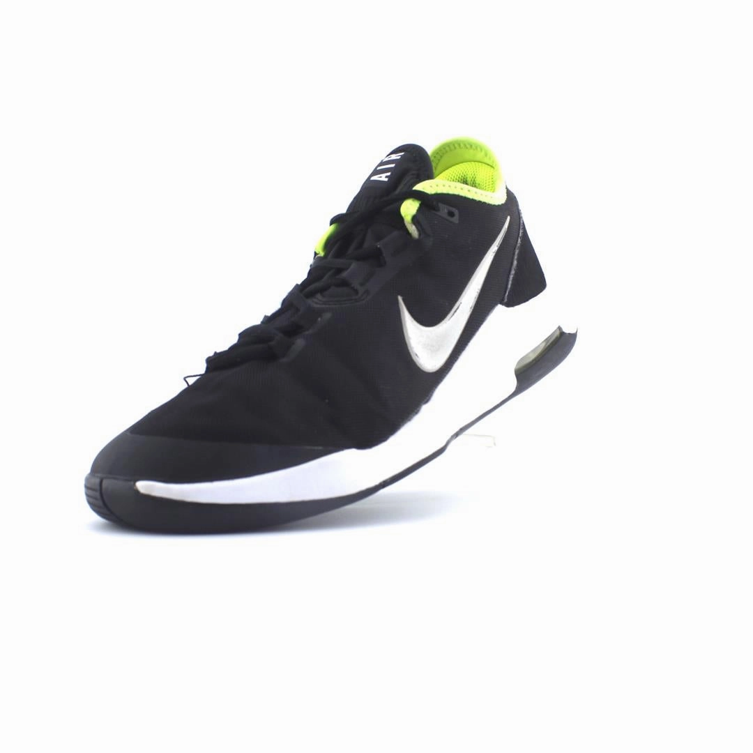 NIKE COURT AIR MAX WILDCARD Dq Running Shoes