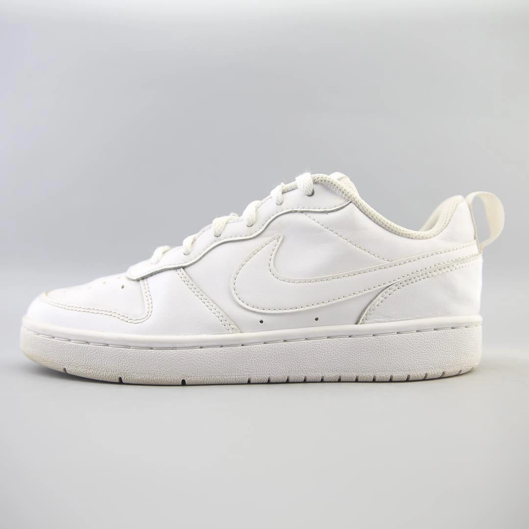 NIKE COURT BOROUGH 2 Flat Feet Sneakers