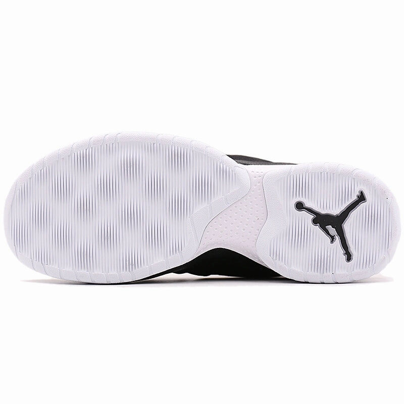 NIKE Jordan  FLY X