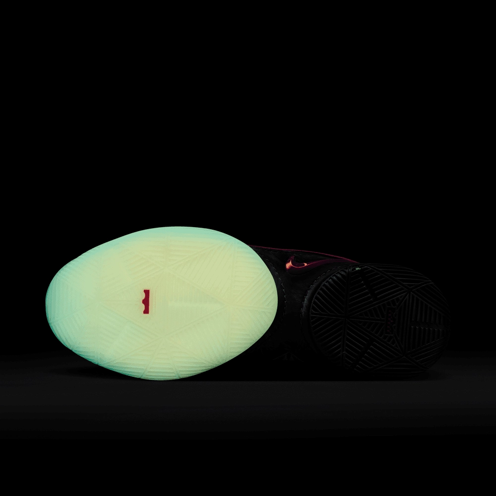 Asics Gt-2000 14 Running Shoes Nike LeBron XXII "Tunnel Vision" Basketball Shoes