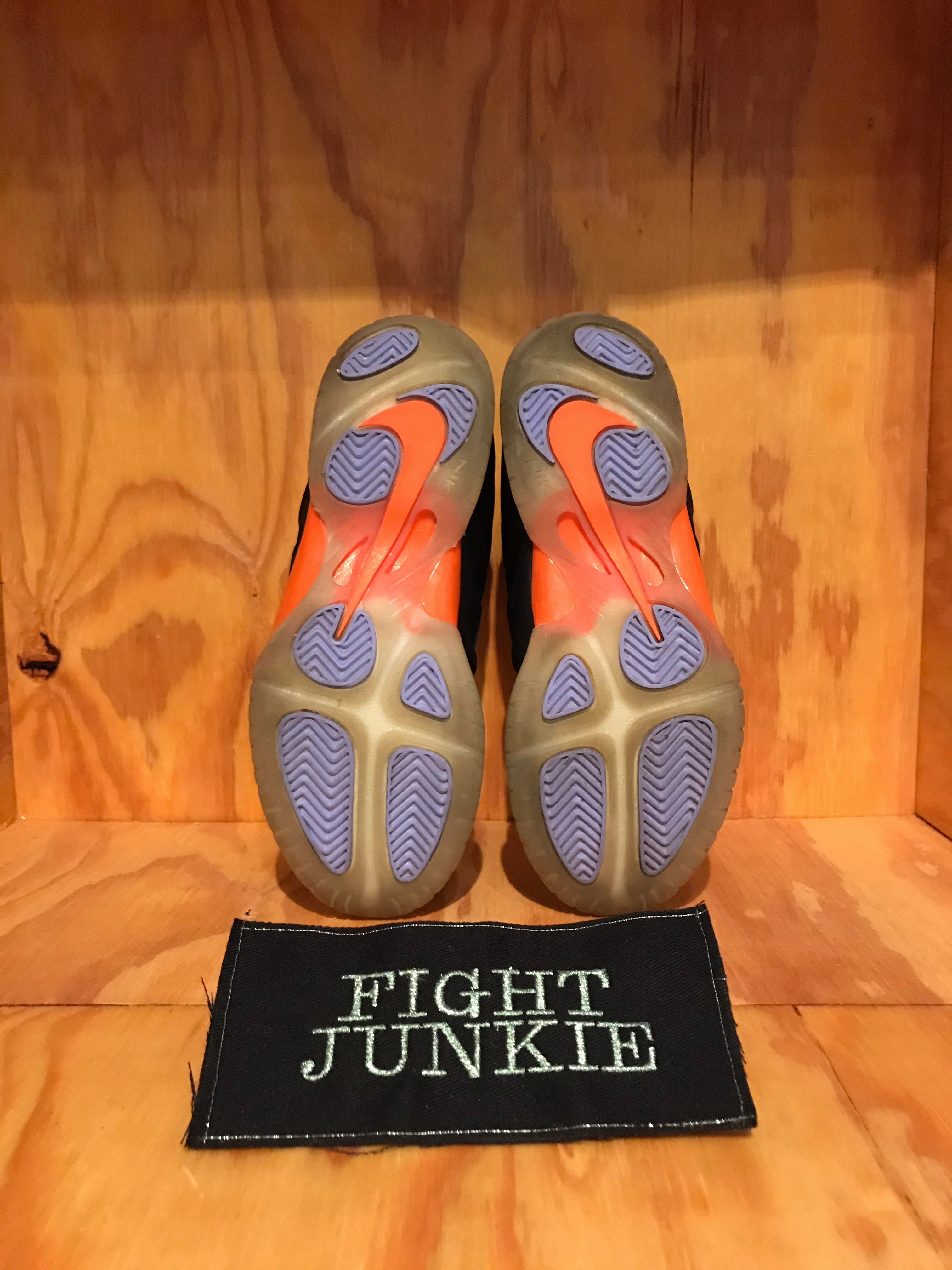 Asics Stroke Running Shoe NIKE POSITE ONE Youth Size 2 Shoes Sneakers