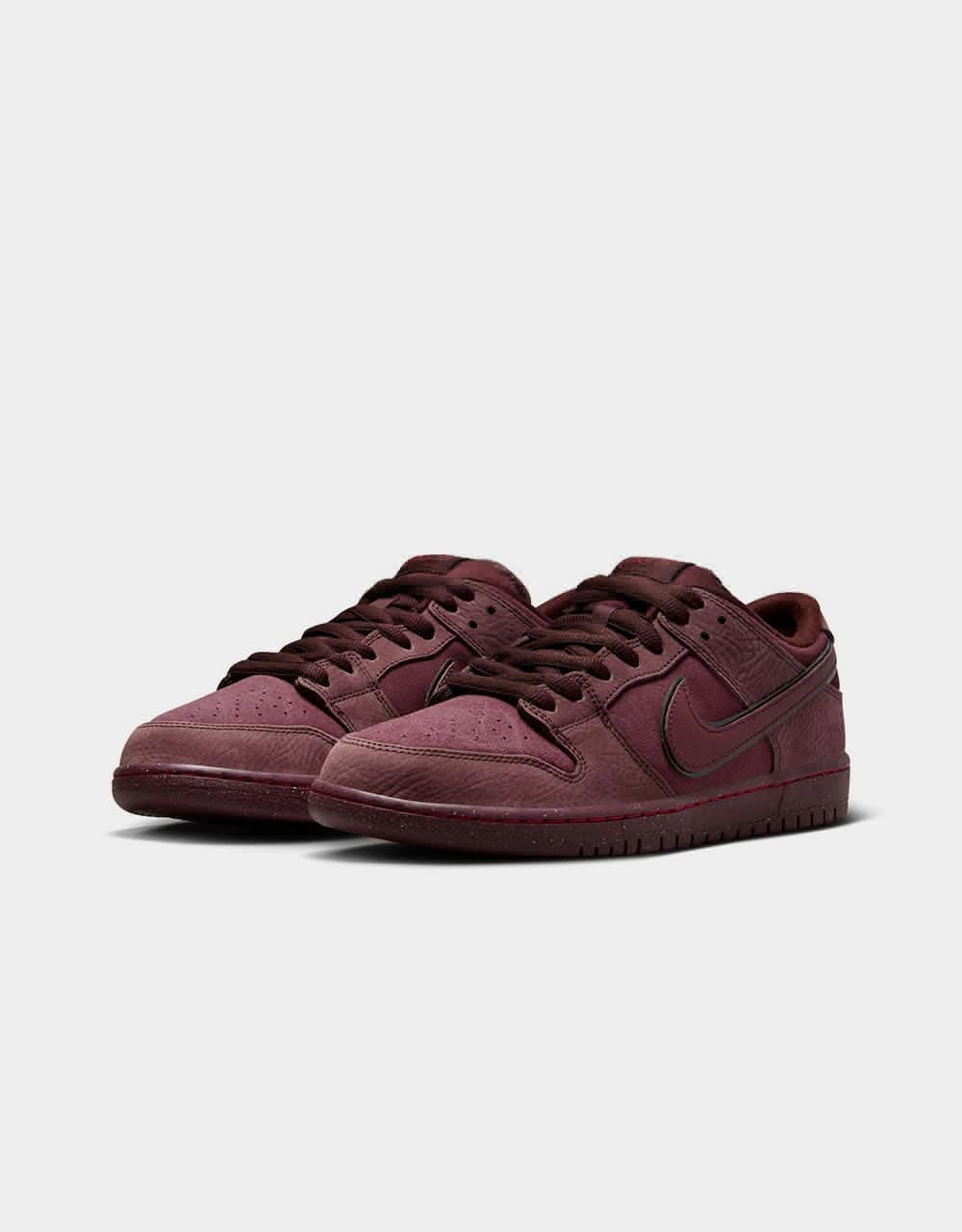 Nike SB 'City of Love' Dunk Low Premium Skate Shoes - Burgundy Crush/Dk Team Red-Earth-Dk Pony-Univ Red-Earth Shop Asics Shoes