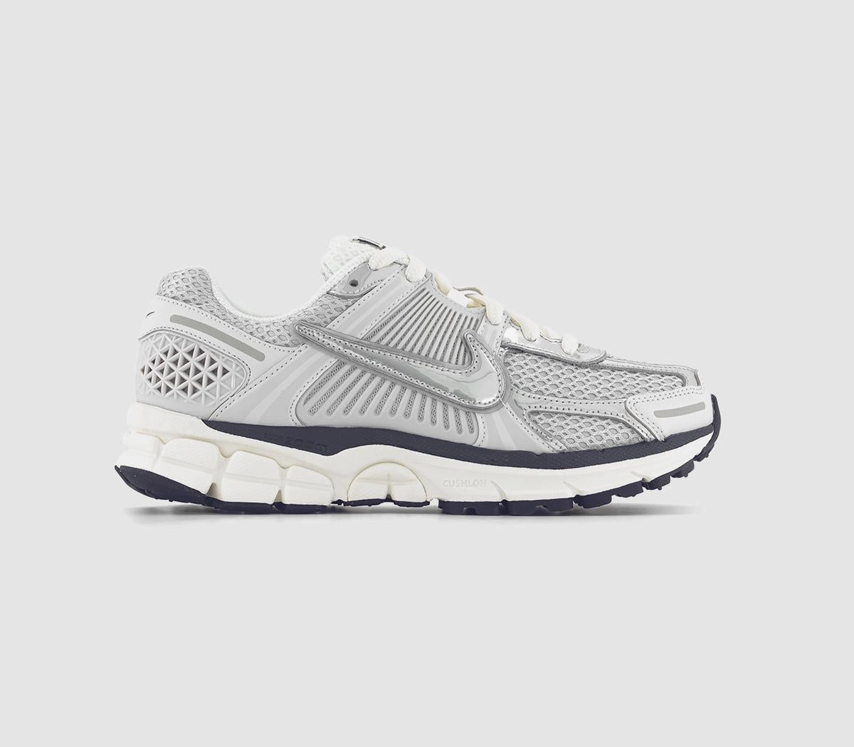 Nike Zoom Vomero 5 Trainers Photon Dust Chrome Gridiron Sail Metallic Platinum Discontinued Asics Shoes