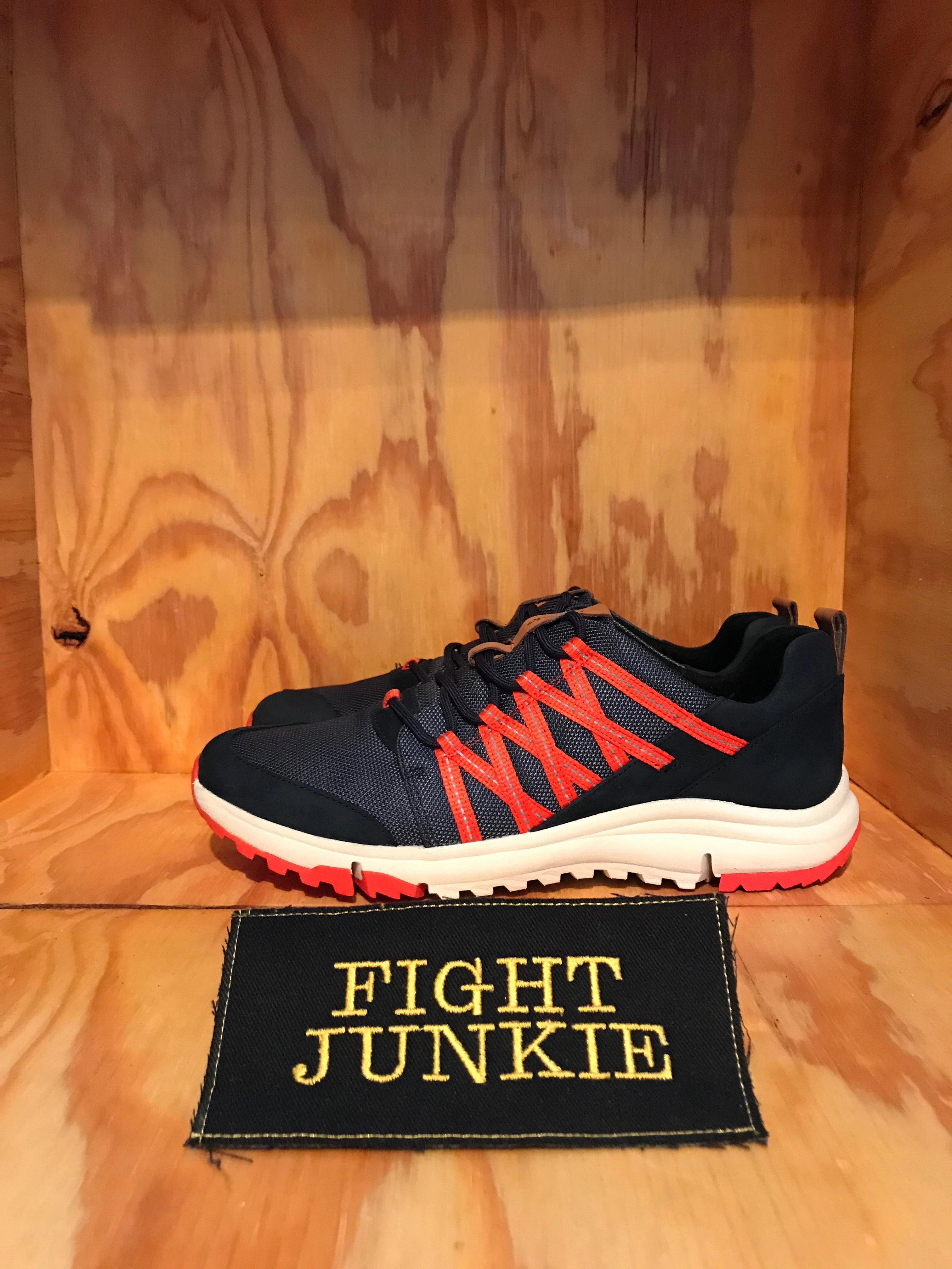 Running Shoe Charm NWOT CLARKS TRIGENIC Womens Size 10 Suede Athletic Shoes Sneaker