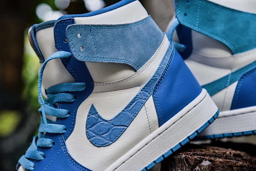 Asics Onitsuka Shoes Air Jordan 1 High Retro "Royal Poseidon"