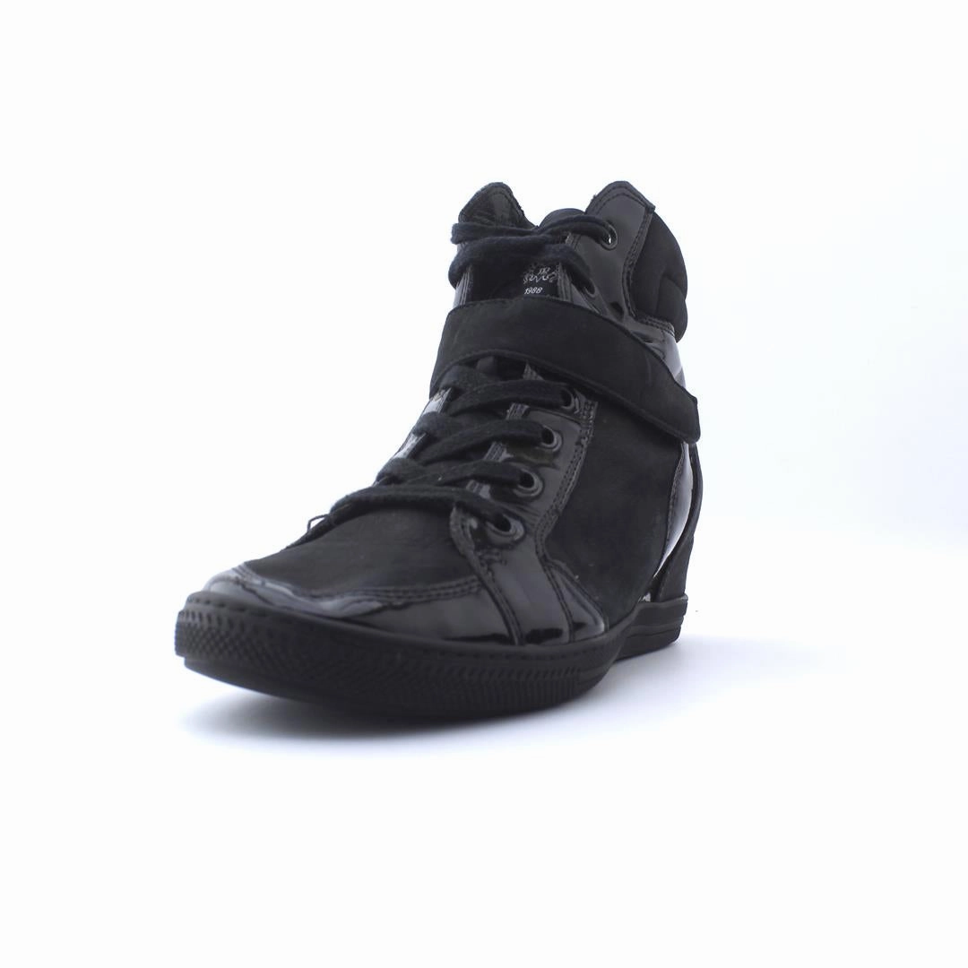 PAUL GREEN . Best Cross Country Sneakers