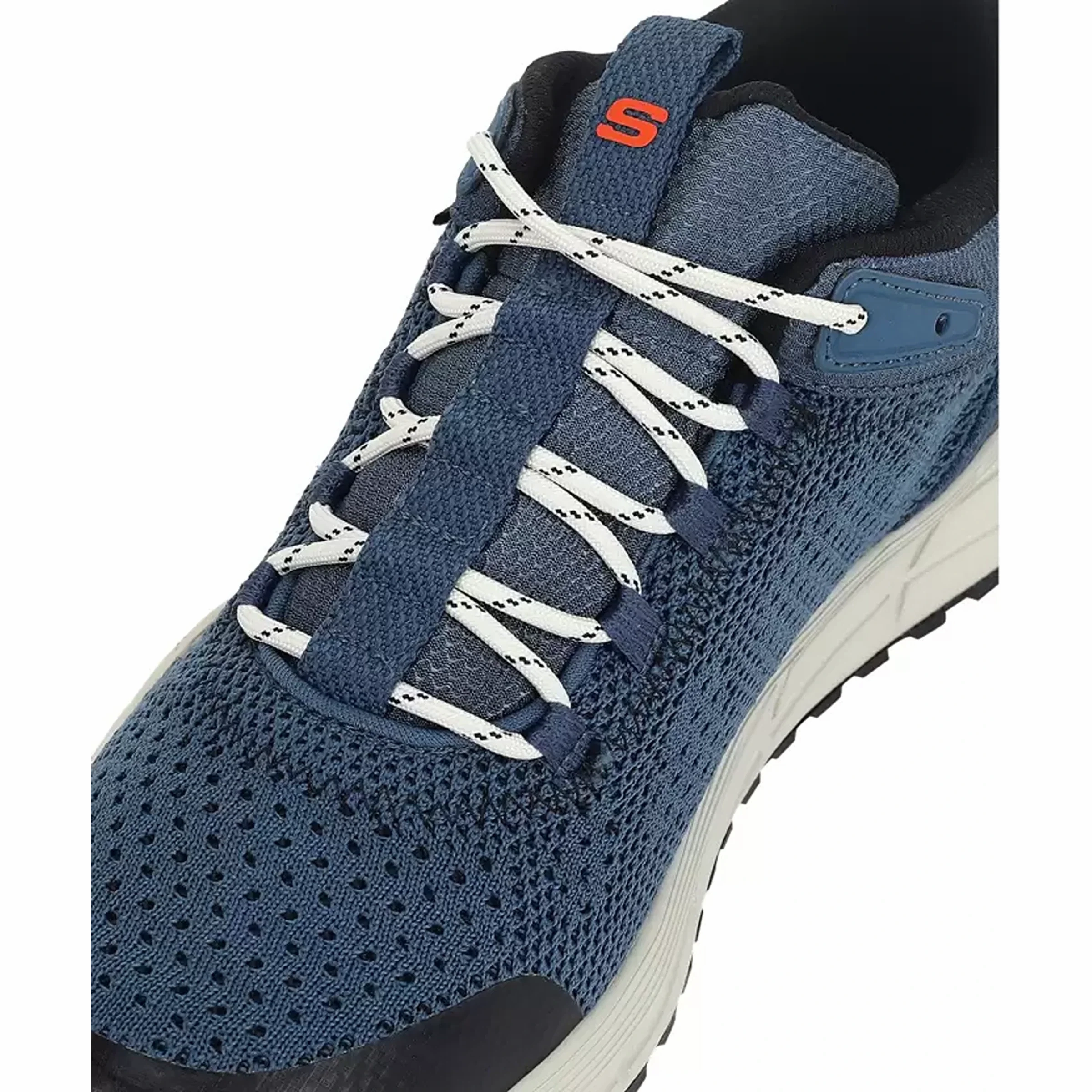 SKECHERS EQUALIZER 4.0 TRAIL - KRYLOS Walking Shoes For Men(Orange) (237027-BLOR) Ravenous Trail Running Shoe