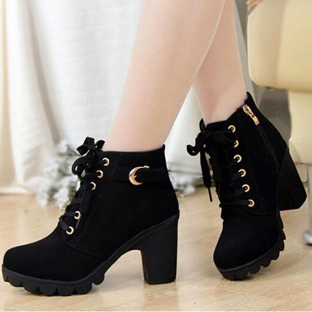 Women Soft Leather Comfortable Motorcycle Boots Farm Work Boots