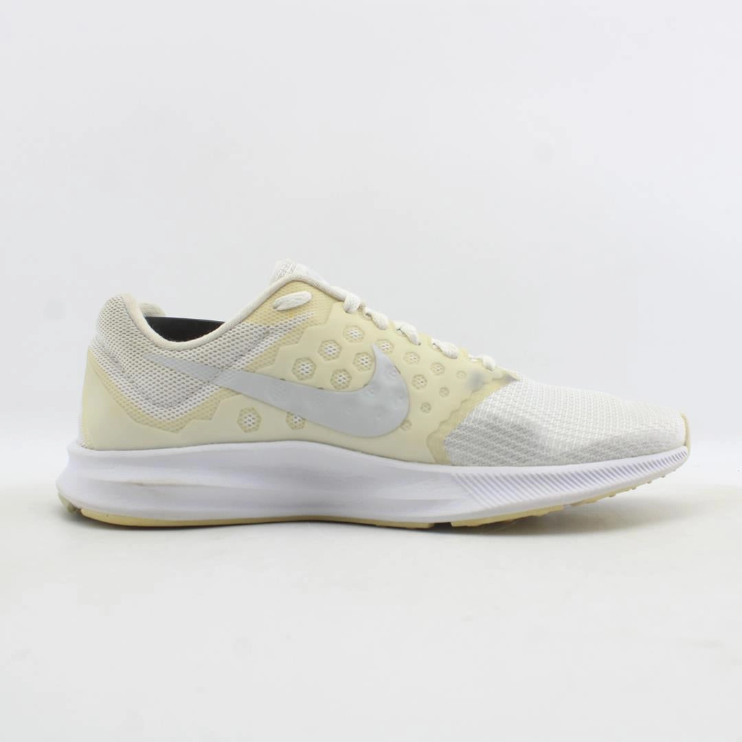 NIKE  DOWNSHIFTER 7 Walking Shoes For Running