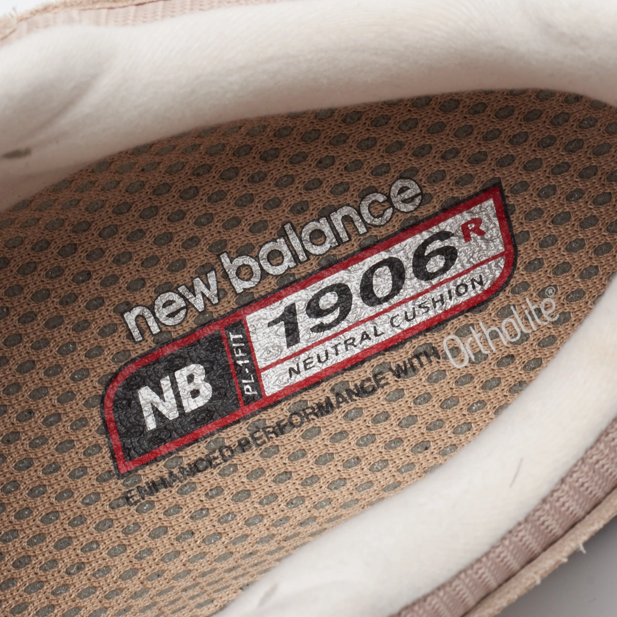 New Balance Street Style NEW BALANCE M1906RW Beige Running Sneakers Shoes UK 9.5 US 10 NEW
