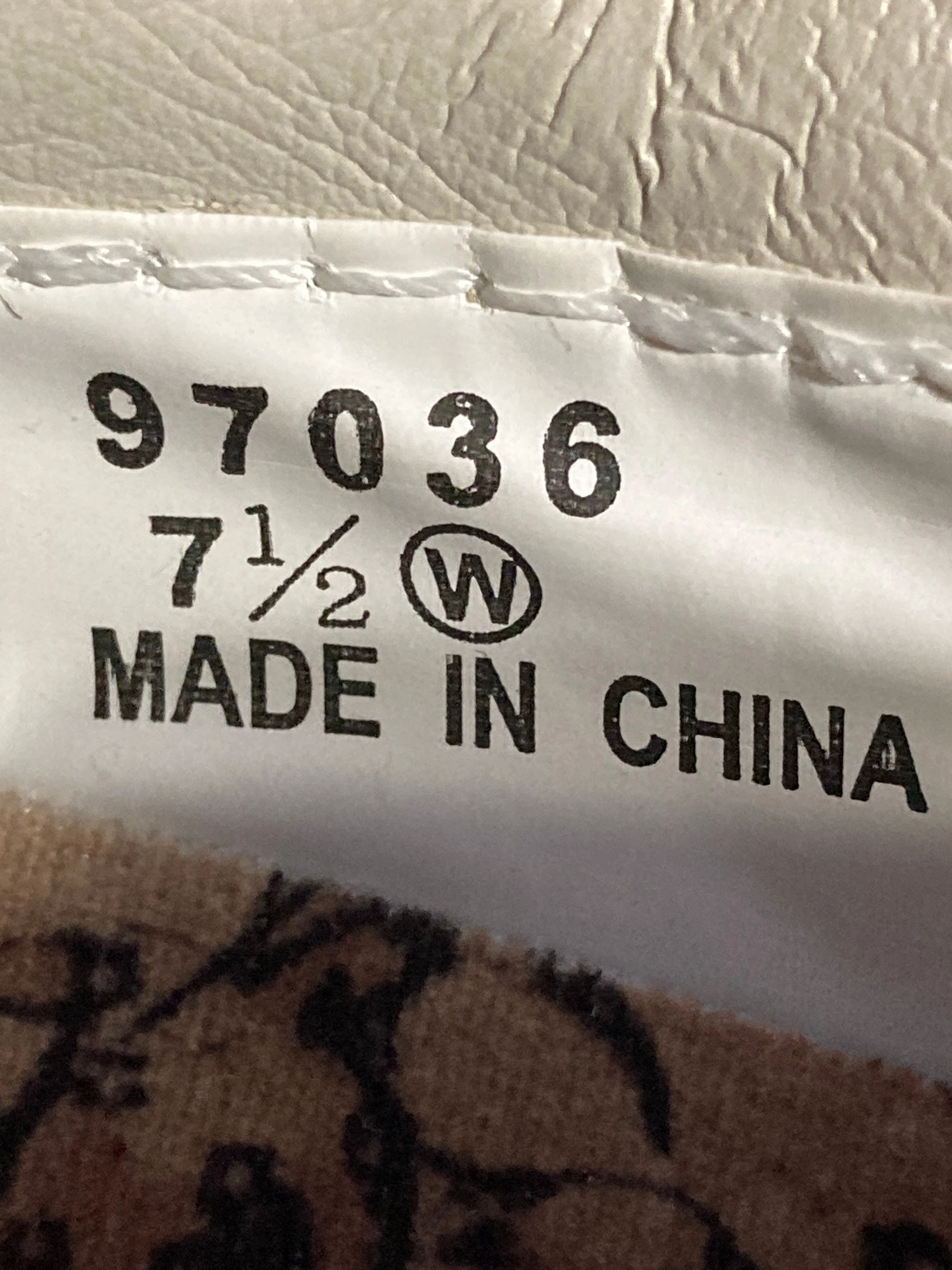 Size 11 Golf FOOTJOY LOPRO COLLECTION Women 7.5W Leather Golf Shoes Sneakers White & Red