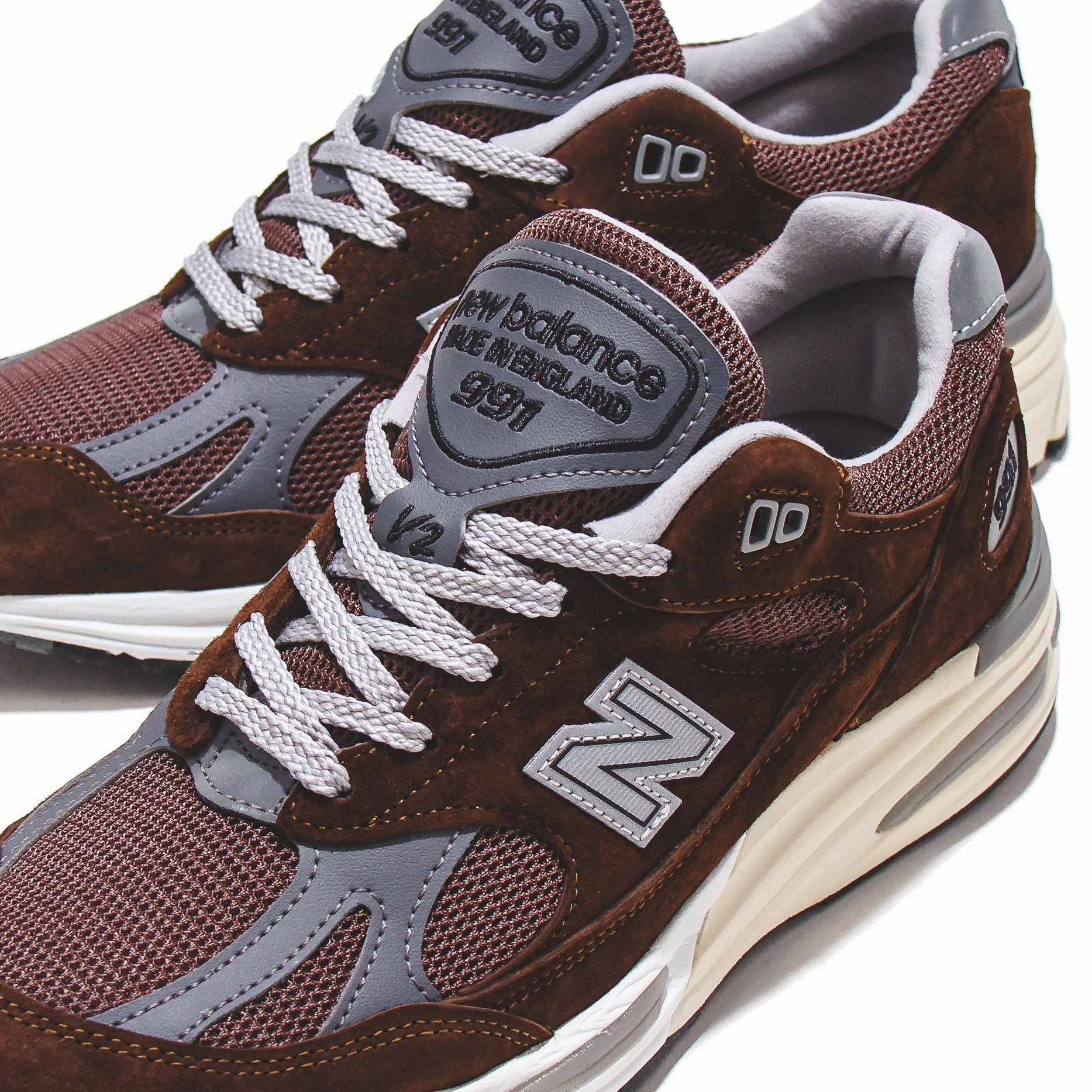 New Balance 530s Women New Balance Unisex Made in UK 991v2 Pinecone U991BR2
