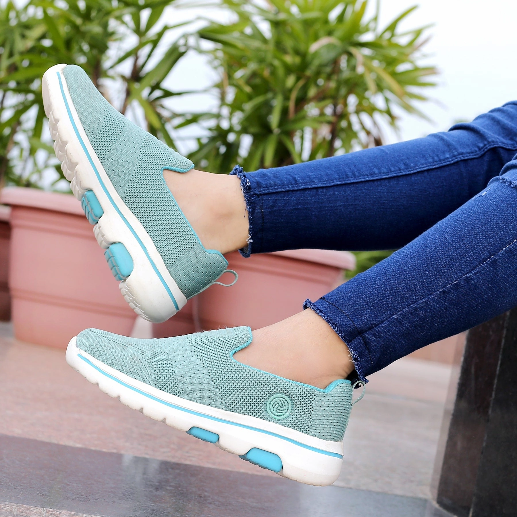 7. NULL Bacca Bucci NIMBUS Women All-Day wear Joggers Slip-on