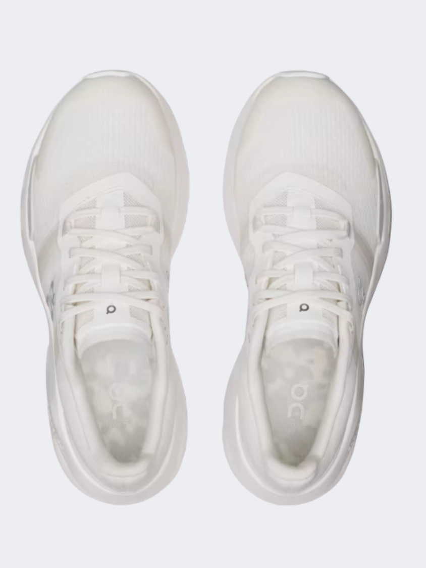 Amplimove Training Shoes On Cloudpulse Women Training Shoes White/Frost