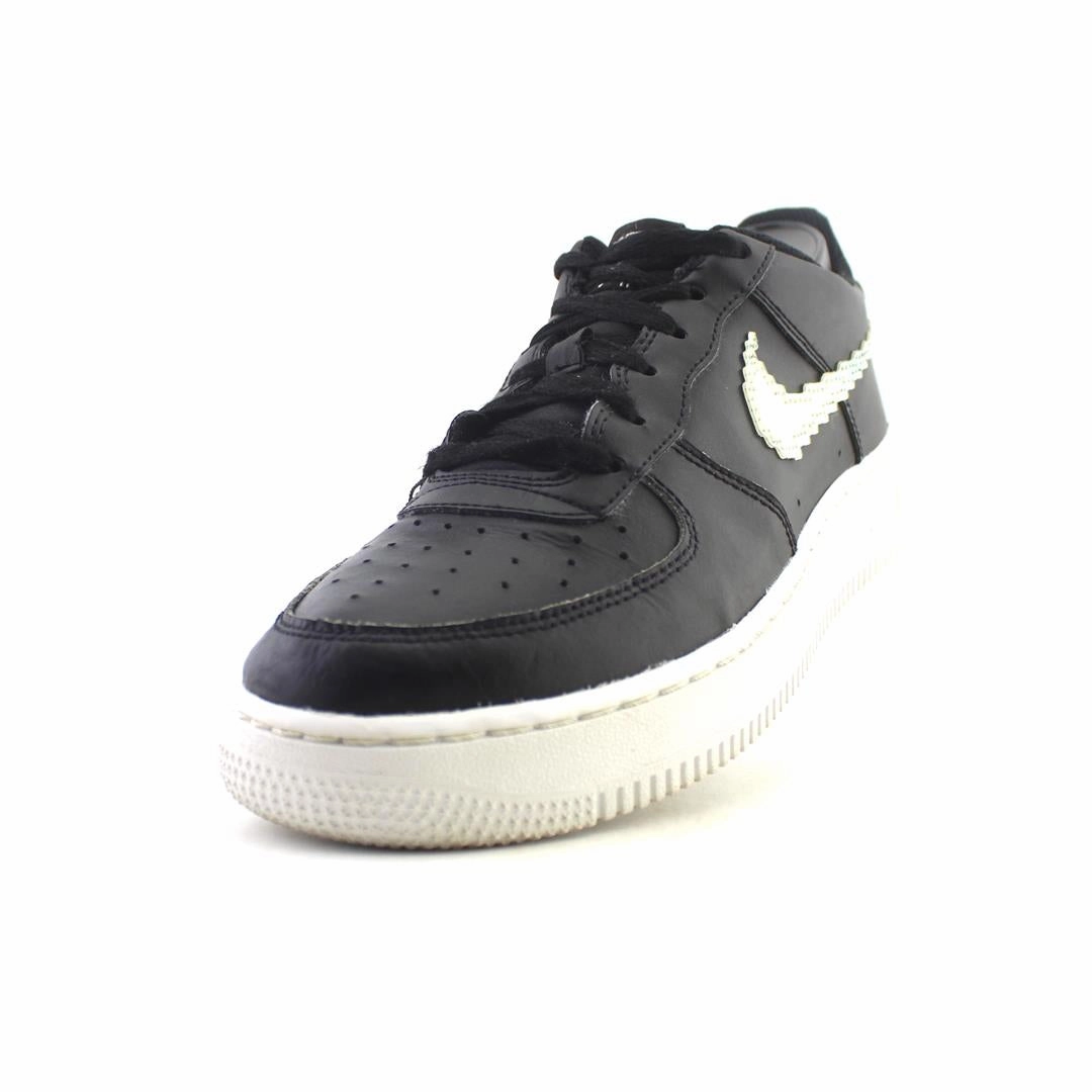 NIKE AIR FORCE 1 LV8 (GS) Training Shoes For Casual Wear