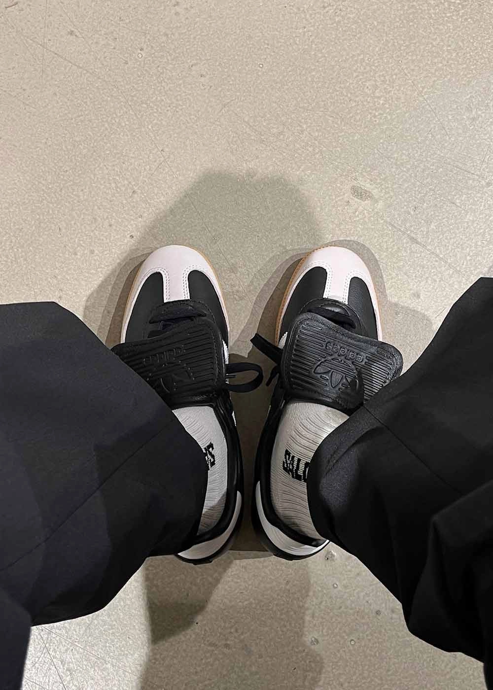 Cool Casual Sneakers SAMBA LT - Core Black