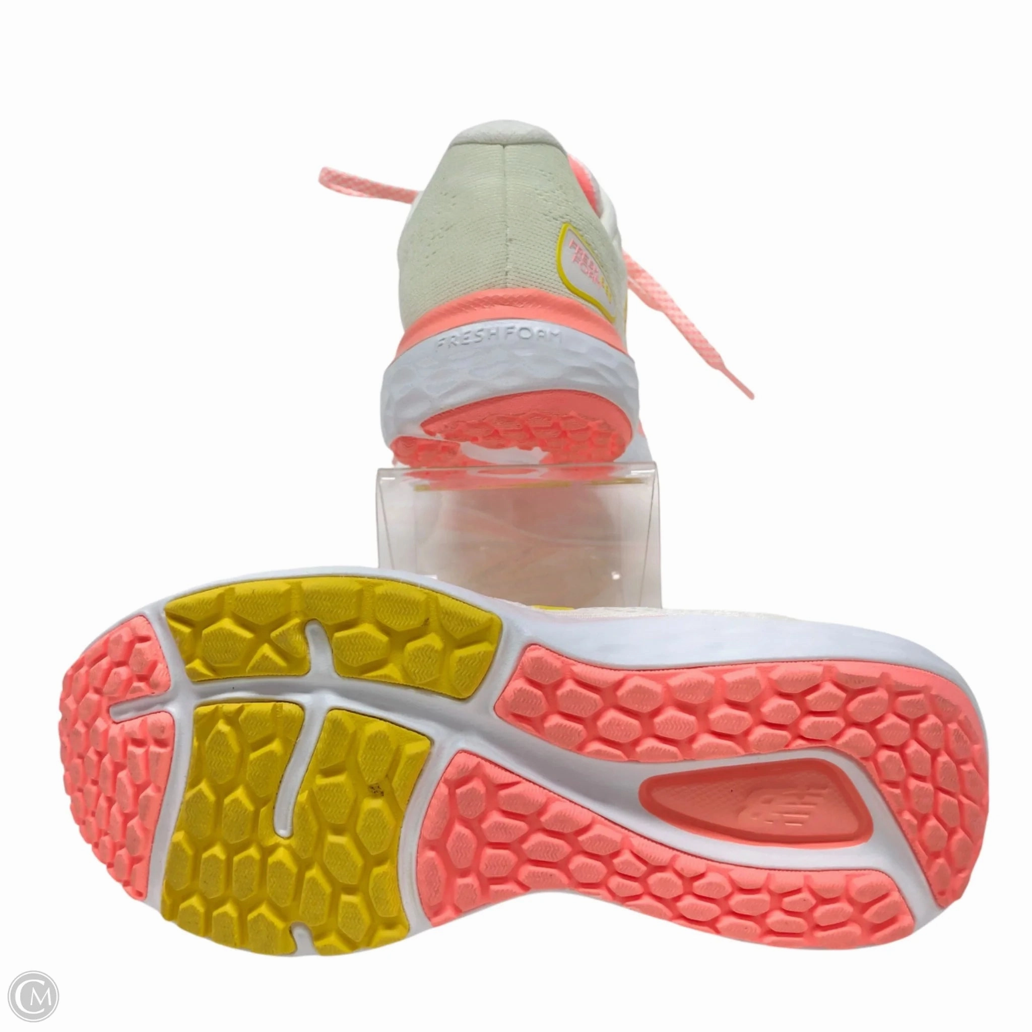 Shoes Athletic By New Balance In Pink & White, Size: 5 New Balance Shoes 2000