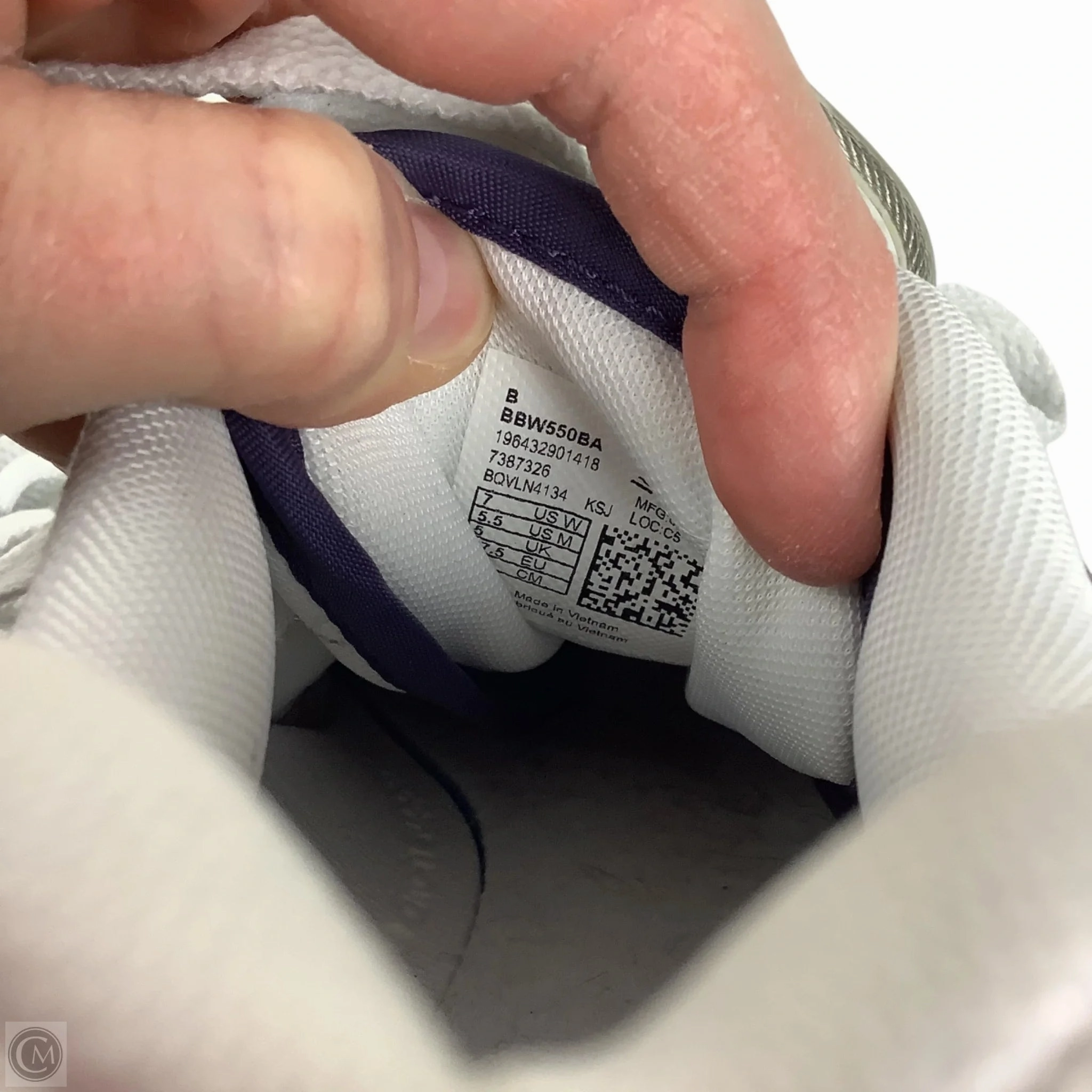 Shoes Sneakers By New Balance In White, Size: 7 Women New Balance 327