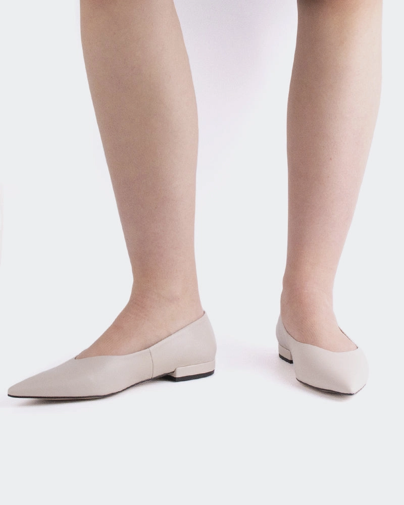 Shynnis Off White Leather Soda Shoes Ballet Flats