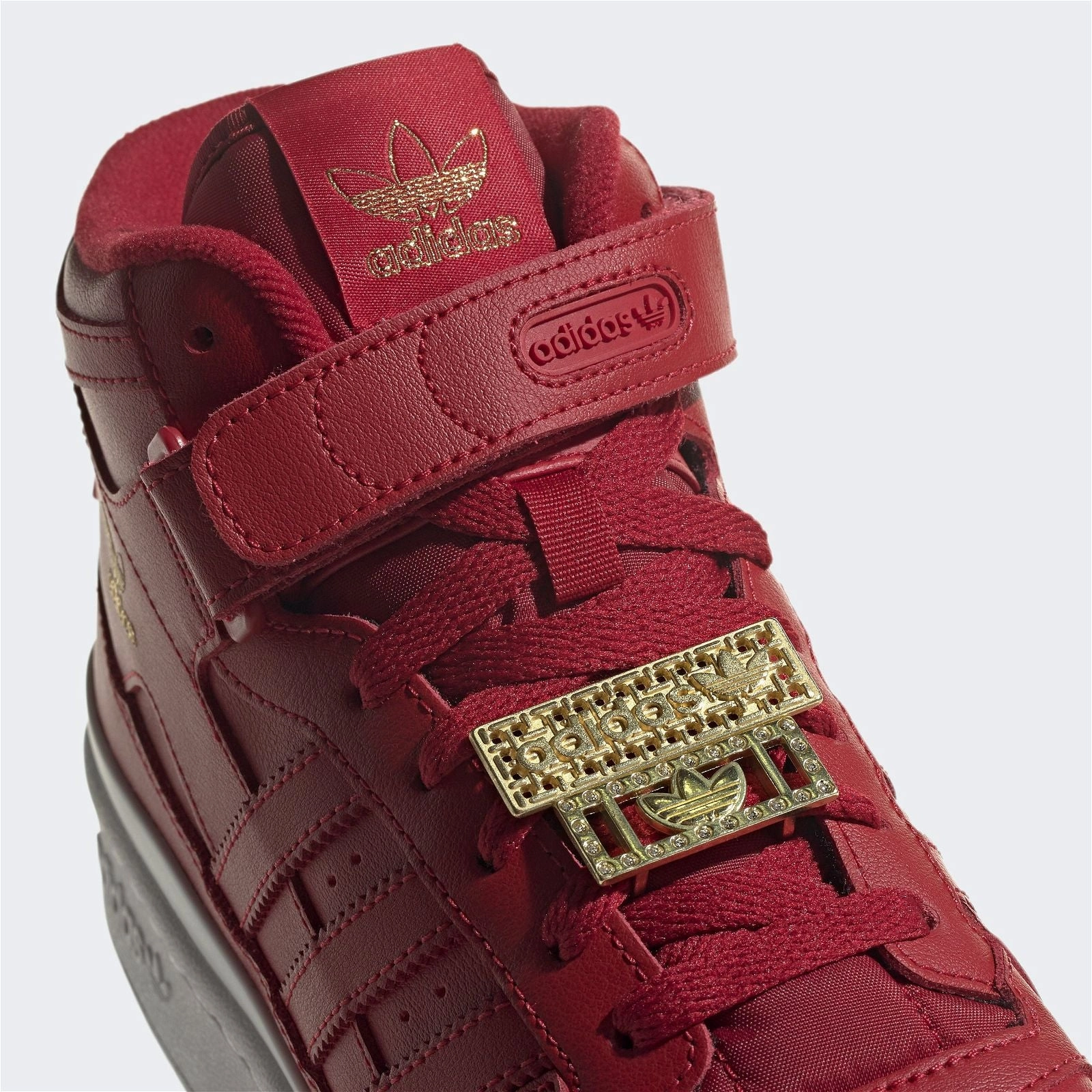 Adidas Shoes For Travel adidas Originals Womens Forum Mid Shoes - Vivid Red / Cloud White / Matte Gold