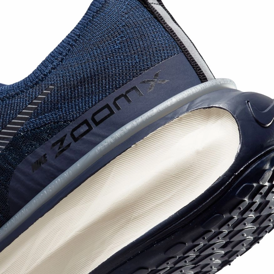 Nike ZoomX Invincible Run Flyknit 3 Men's Shoes