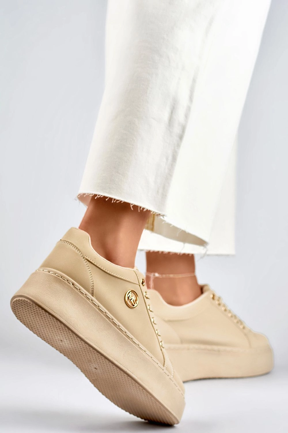 Sport Shoes PRIMO Pull Sneakers