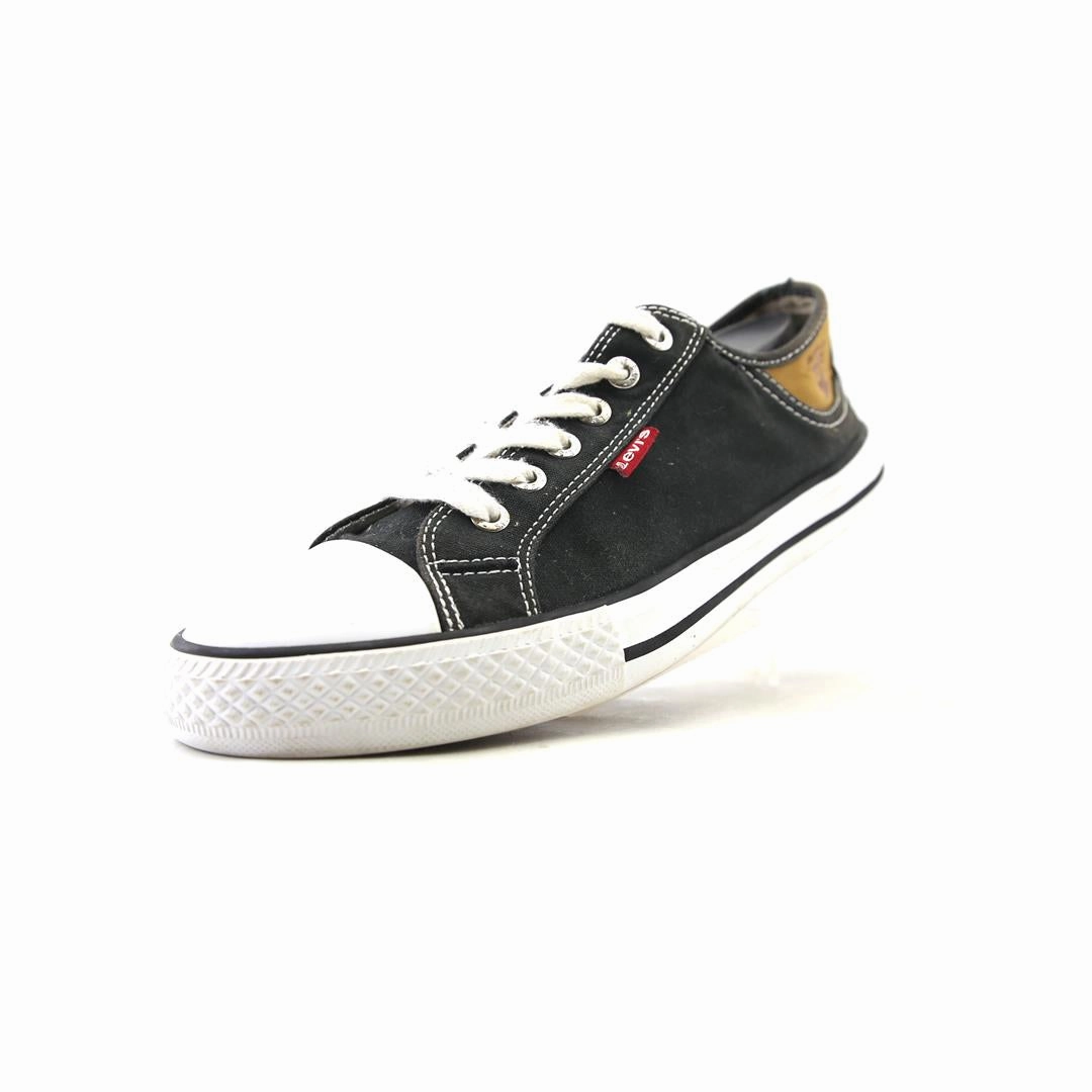 LEVI'S STAN BUCK Gel 1130 Casual Shoes