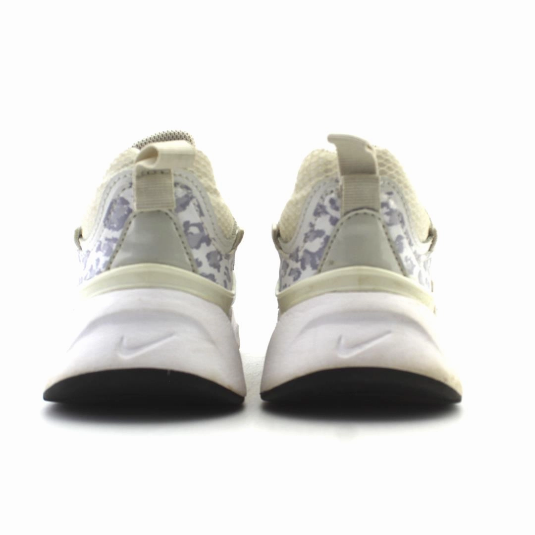 NIKE  RYZ 365 II Sneakers Curb