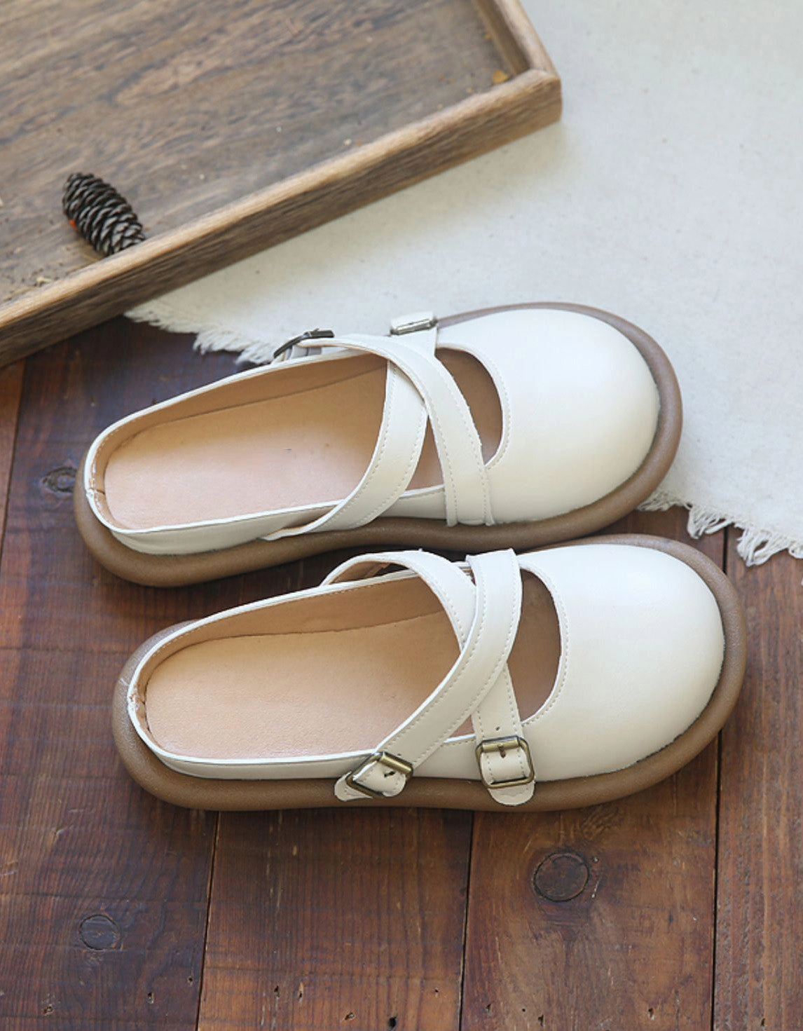 Summer Cross-strap Buckles Soft-sole Slippers Flat Foot Treatment Shoes