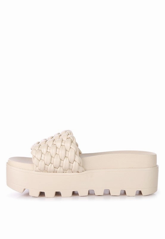 Running Shoes That Look Like SUNDAE PLATFORM Slides With Woven Textured Straps