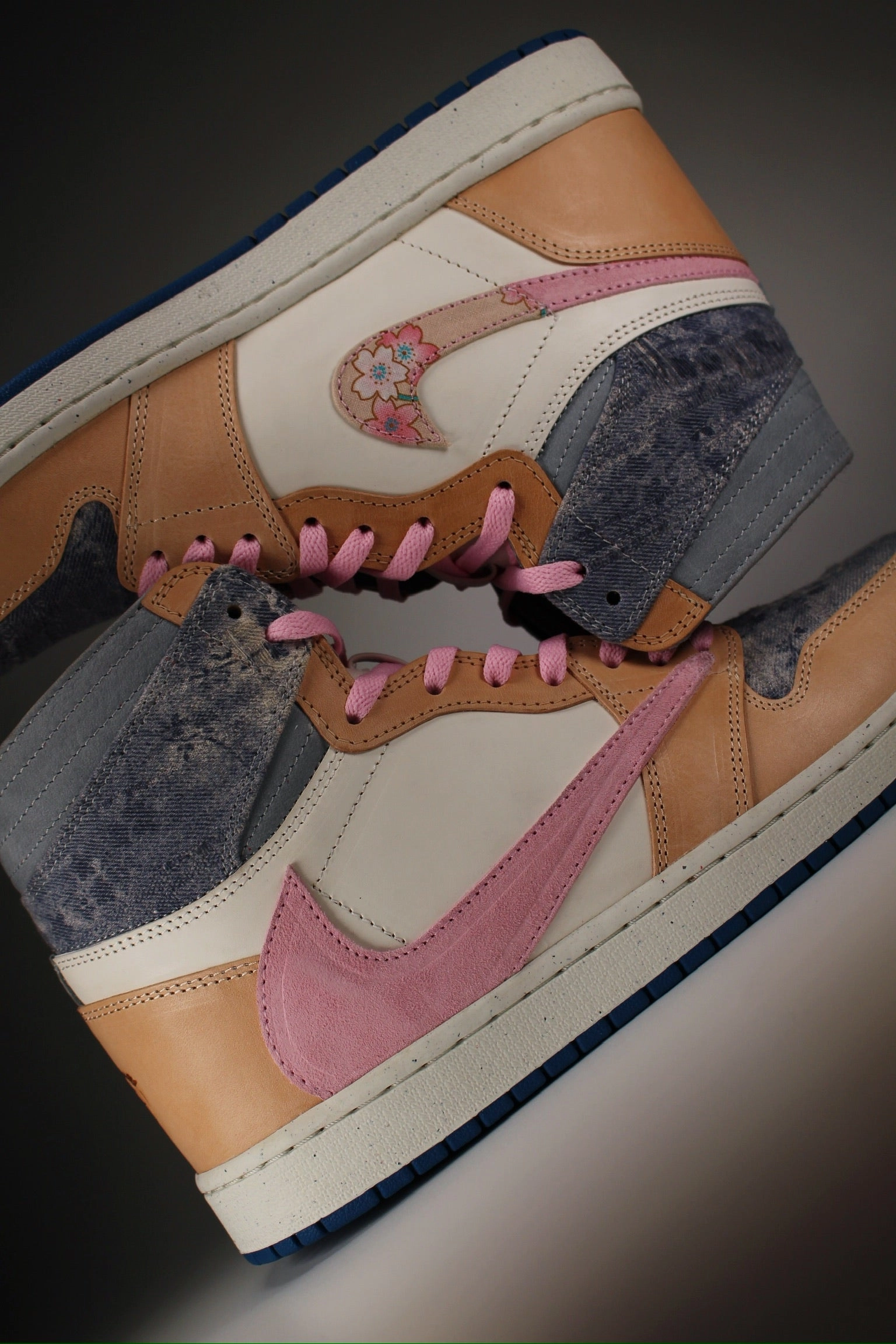 [Limited Edition] Air Jordan 1 High Travis Scott "Tokyo Bloom" Asics Kickboxing Shoes