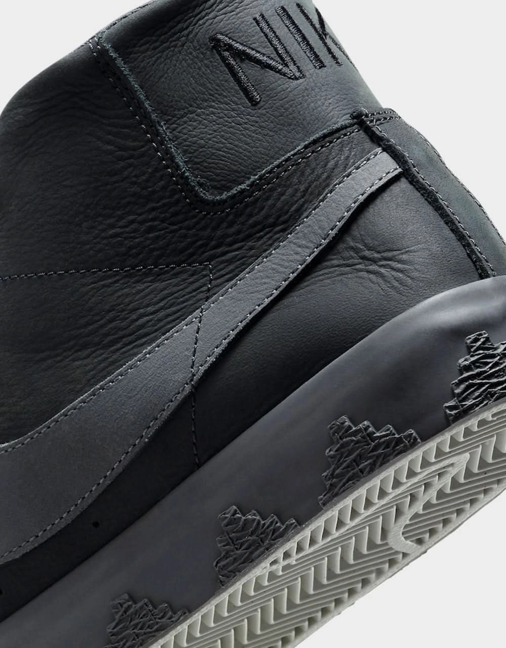 Asics Cricket Spikes Shoes Nike SB x Di'Orr Greenwood Blazer Mid QS Skate Shoes - Anthracite/Dark Smoke Grey