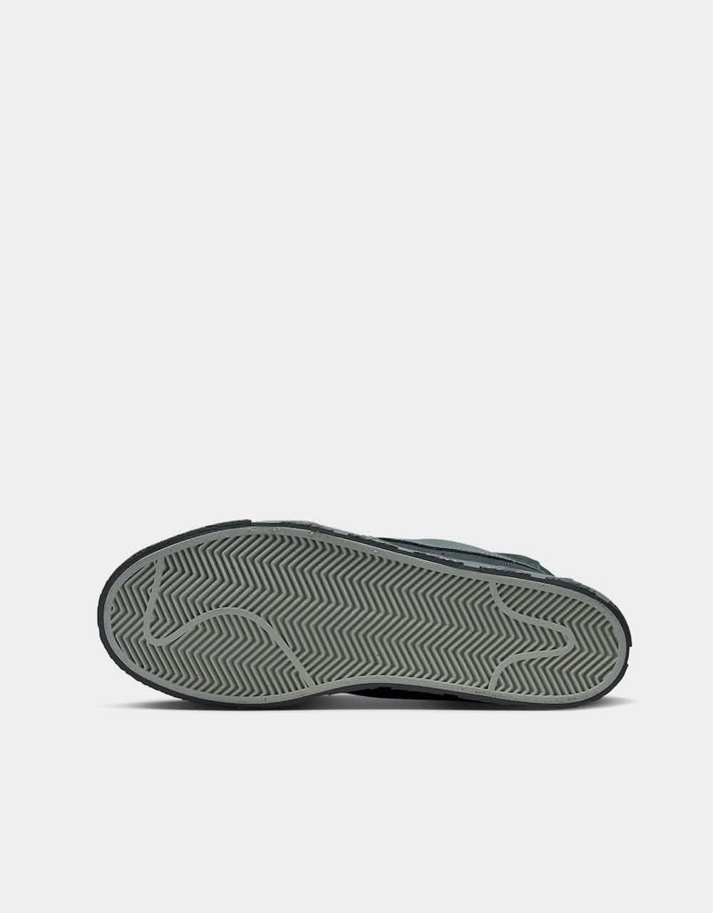 Ff Blast Asics Shoes Nike SB x Di'Orr Greenwood Blazer Mid QS Skate Shoes - Anthracite/Dark Smoke Grey