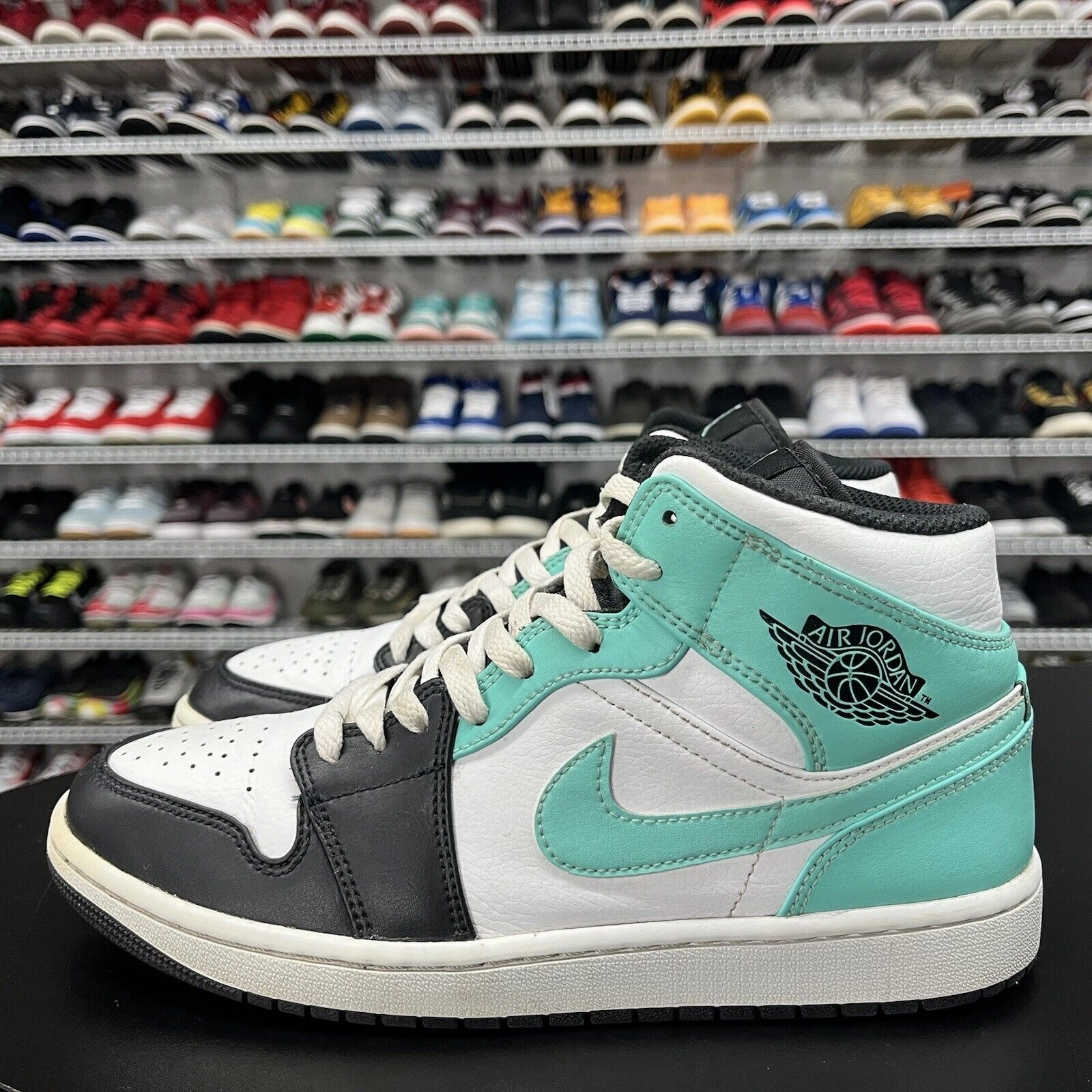 Jordan Burroughs Asics Wrestling Shoes Nike Air Jordan 1 Mid Tropical Twist Igloo 554724-132 Mens Size 9