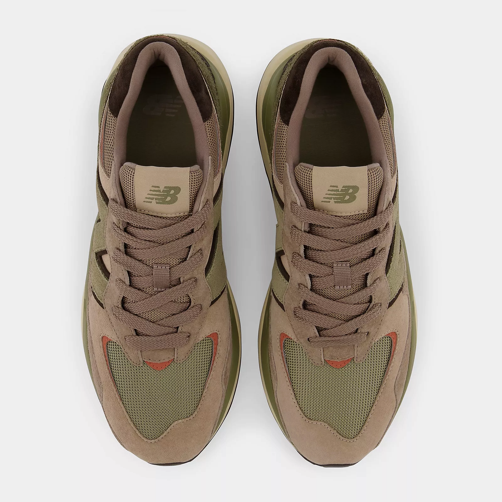 New Balance 574 Core Sneaker New Balance Men's 57/40 Shoes - Mushroom / Sweet Caramel