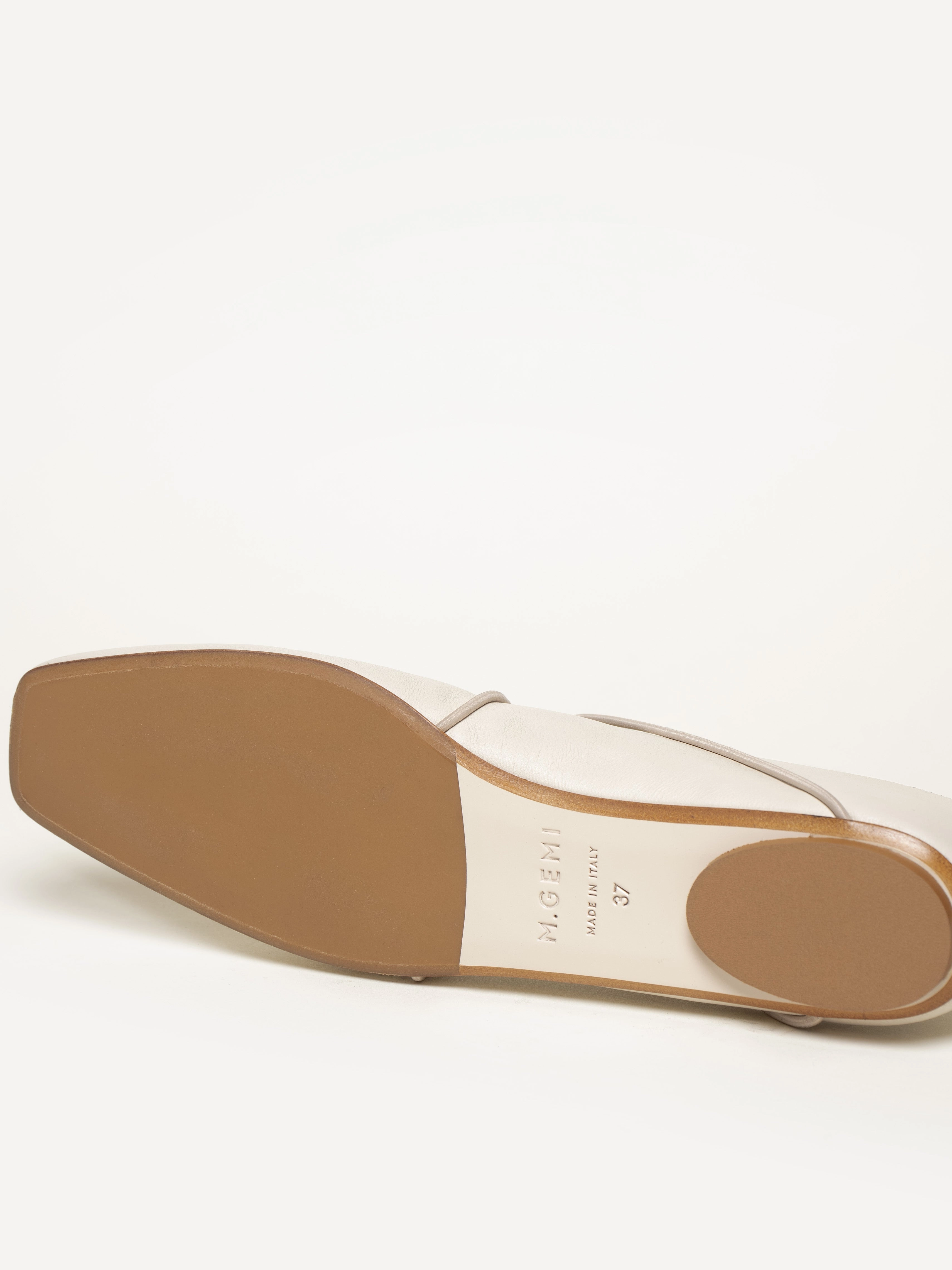 Soho Shoes Flats The Una (Sample Sale)