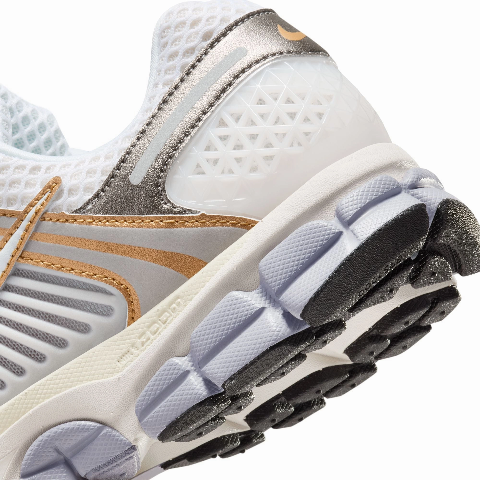 Asics Superblast 2 Running Shoe MENS NIKE ZOOM VOMERO 5 (PLATINUM TINT/WHITE/MTLC PEWTER)