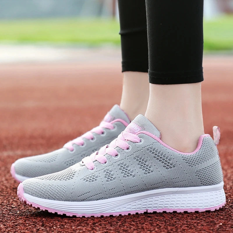 Sneakers Women Shoes Fashion Vulcanize Chunky Sneakers Flat Ladies Shoes Walking Women's Sneakers Plus Size Mujer Shoes Woman Nice Flat Shoes