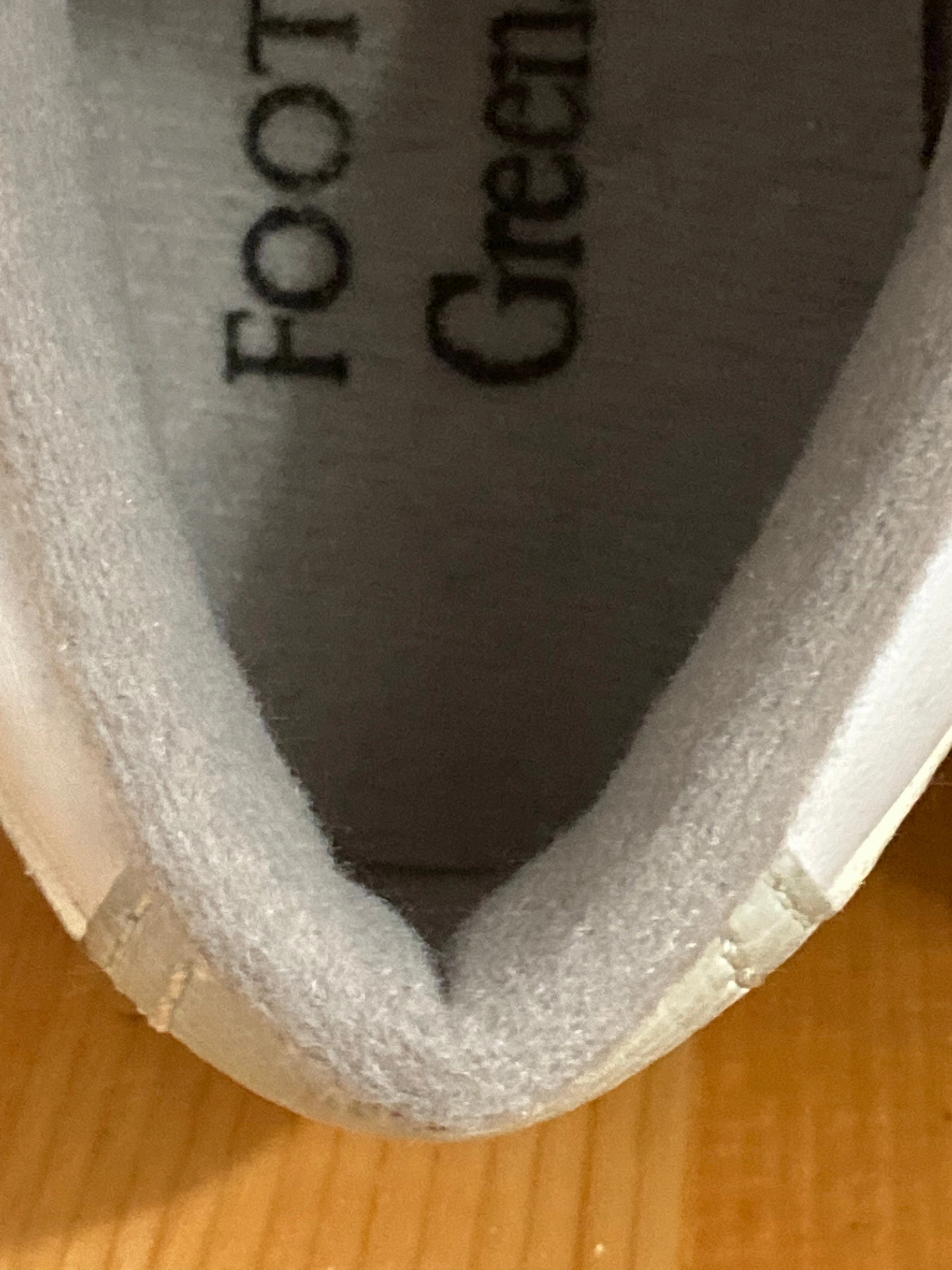 FOOTJOY GREENJOYS Women Size 8M Leather Golf Shoes Sneakers White 48704 Good Waterproof Golf Shoes